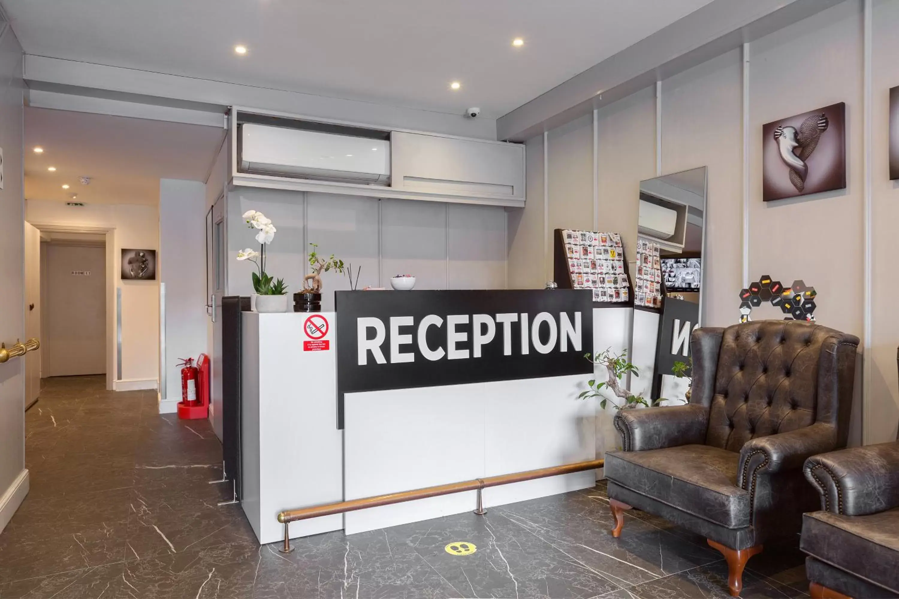 Lobby or reception, Lobby/Reception in Central Hoxton Shoreditch