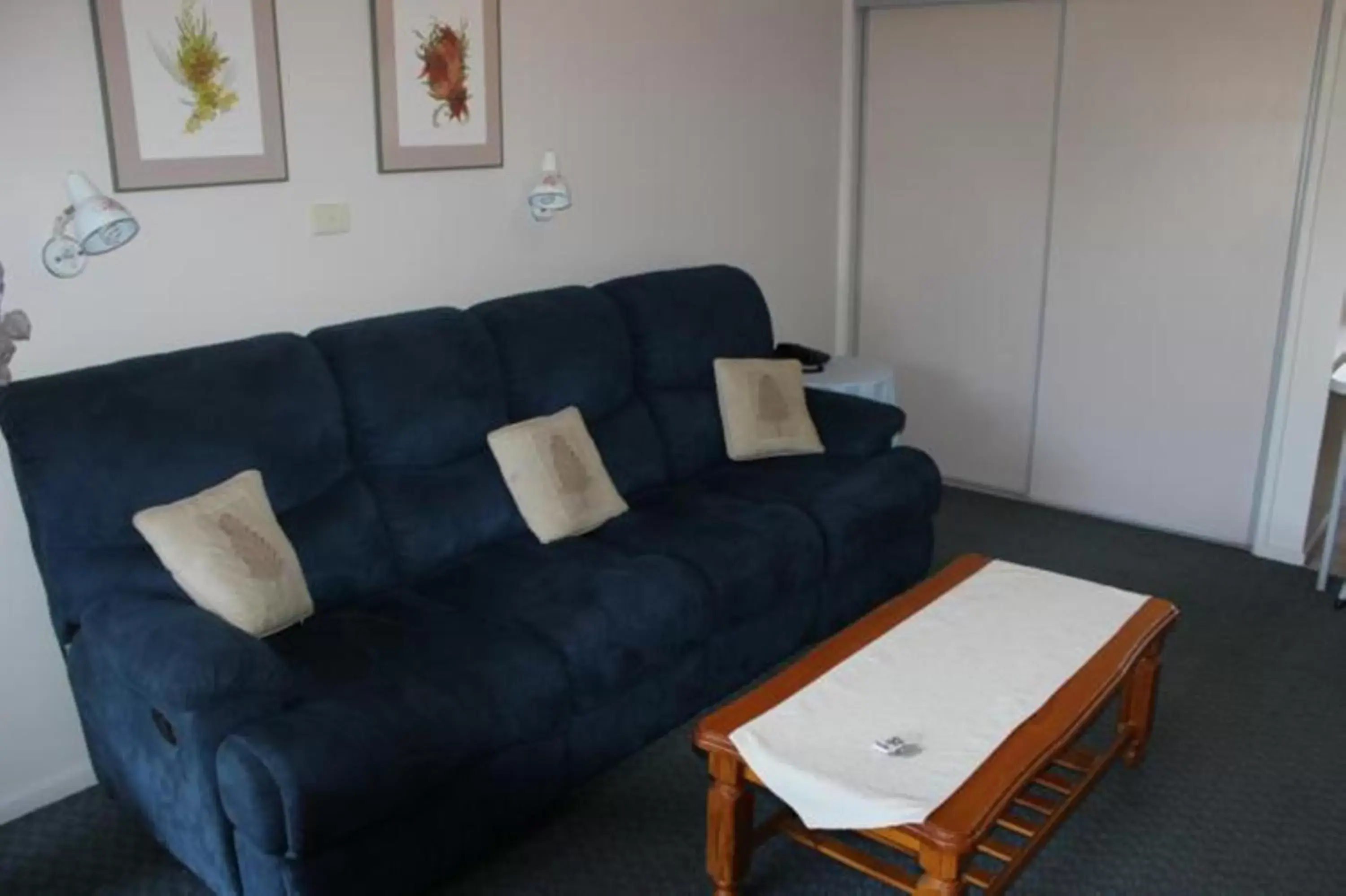 Seating Area in The Balnarring Motel