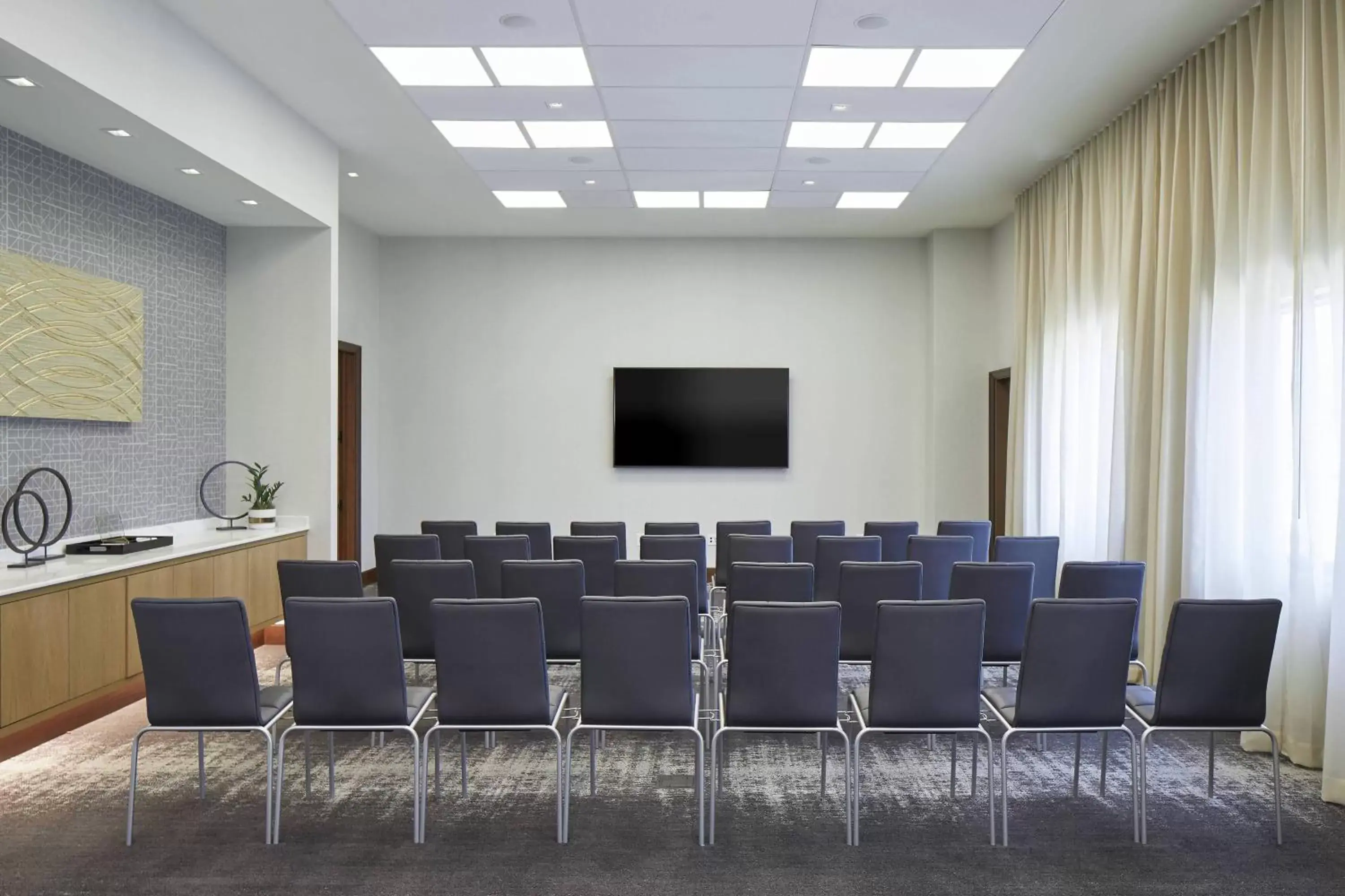 Meeting/conference room in AC Hotel by Marriott Atlanta Airport Gateway