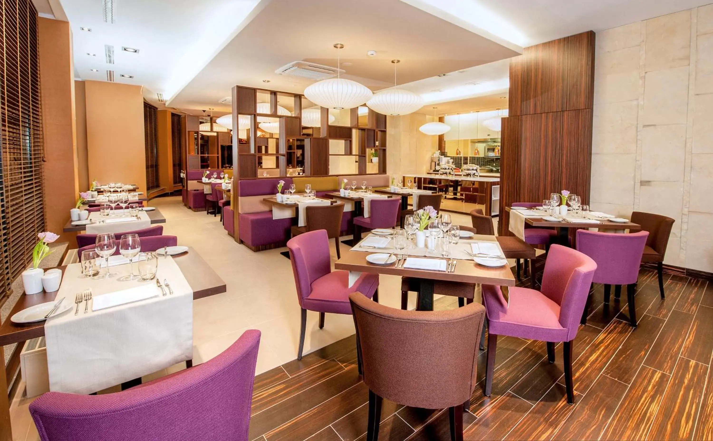 Restaurant/Places to Eat in Hotel DeSilva Premium Opole