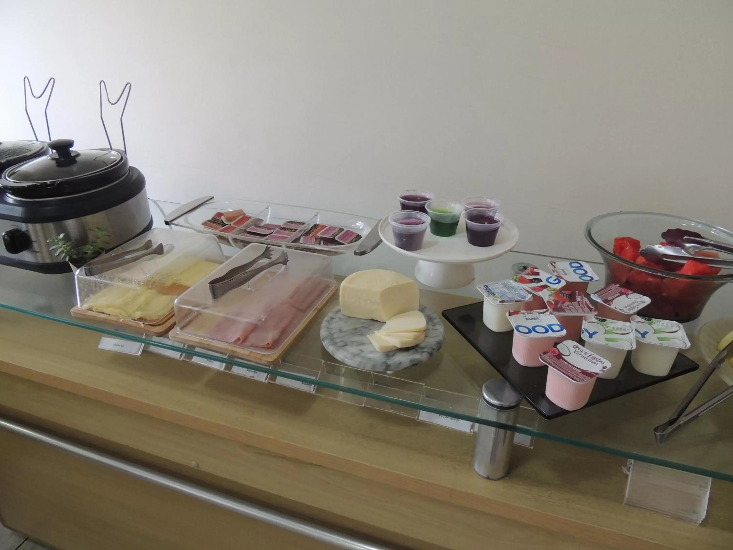 Breakfast in Hotel Cruz Divinópolis - By UP Hotel