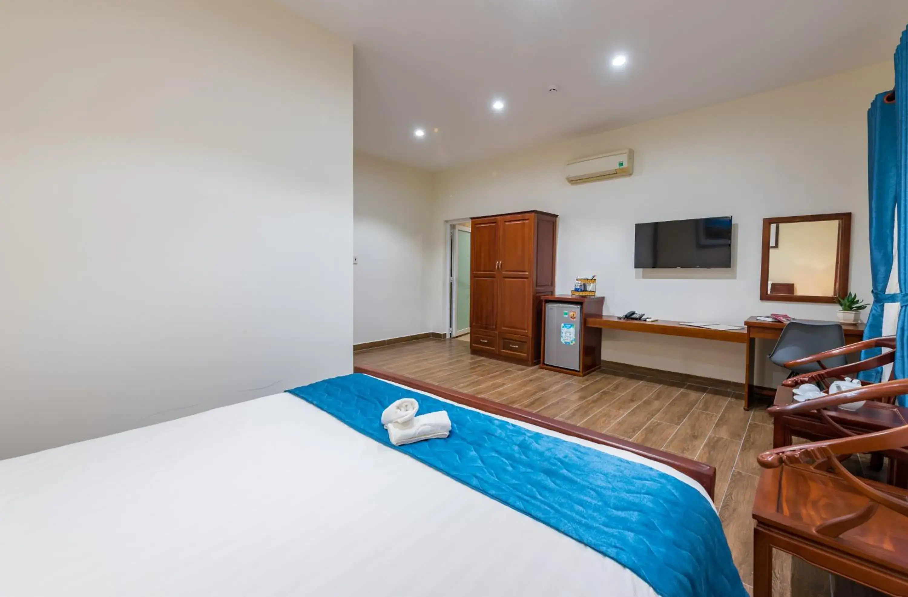 Communal lounge/ TV room in Brenta Phu Quoc Hotel