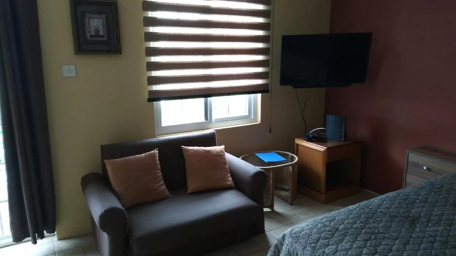 Seating area in Seacastles by the beach/pool