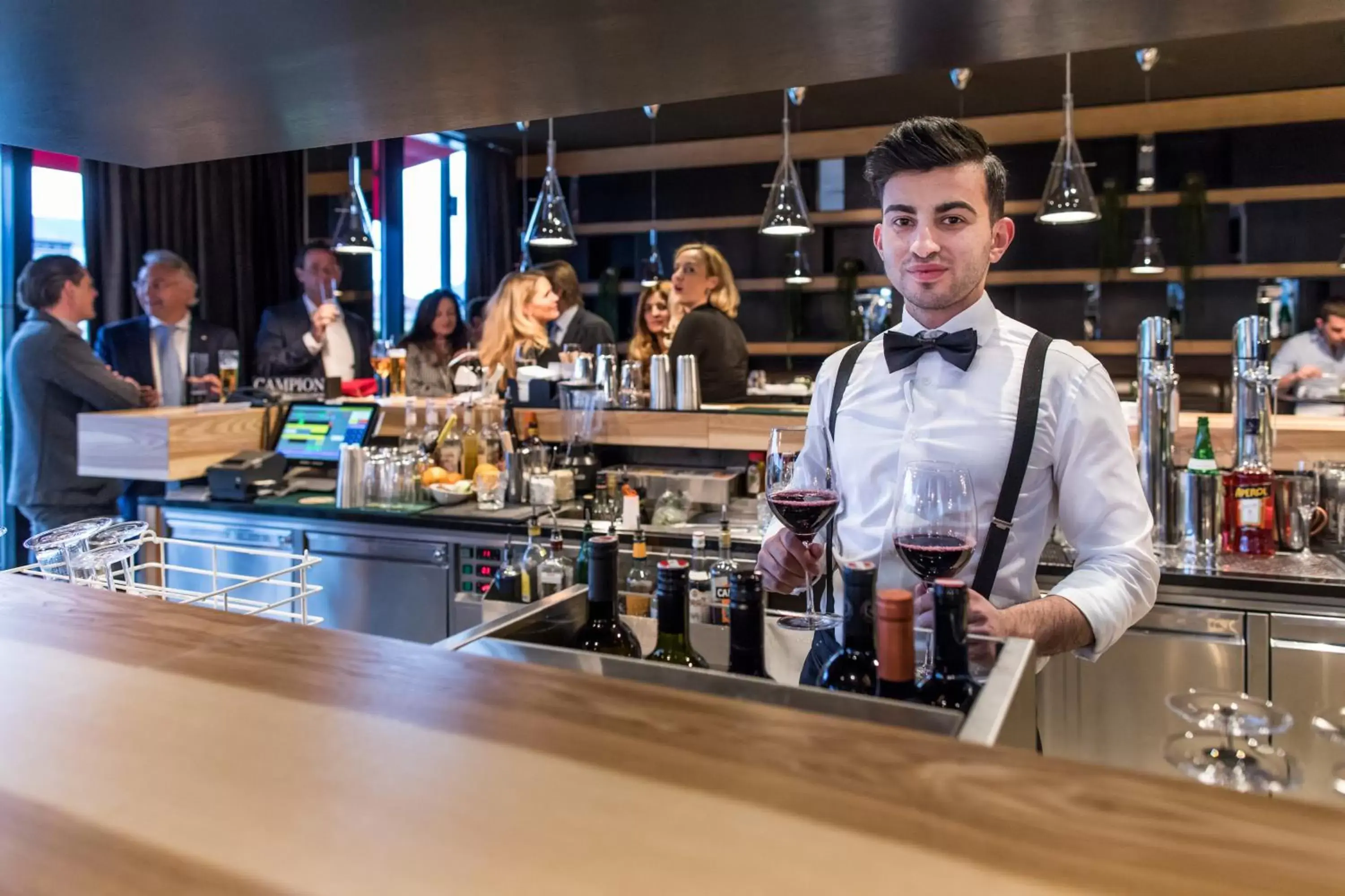 Lounge or bar, Lounge/Bar in voco® Villach, an IHG Hotel