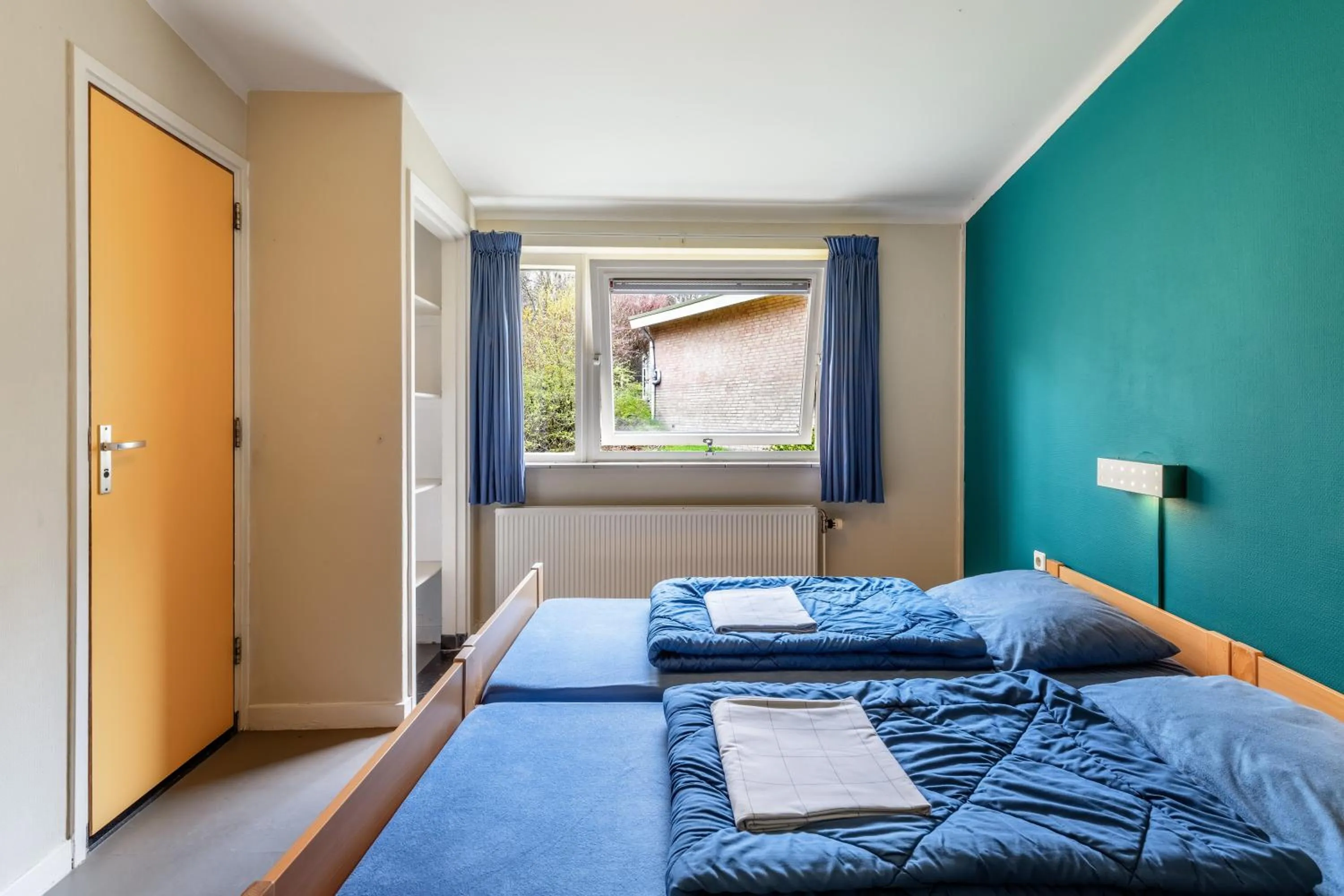 Bedroom, Bed in Stayokay Hostel Apeldoorn