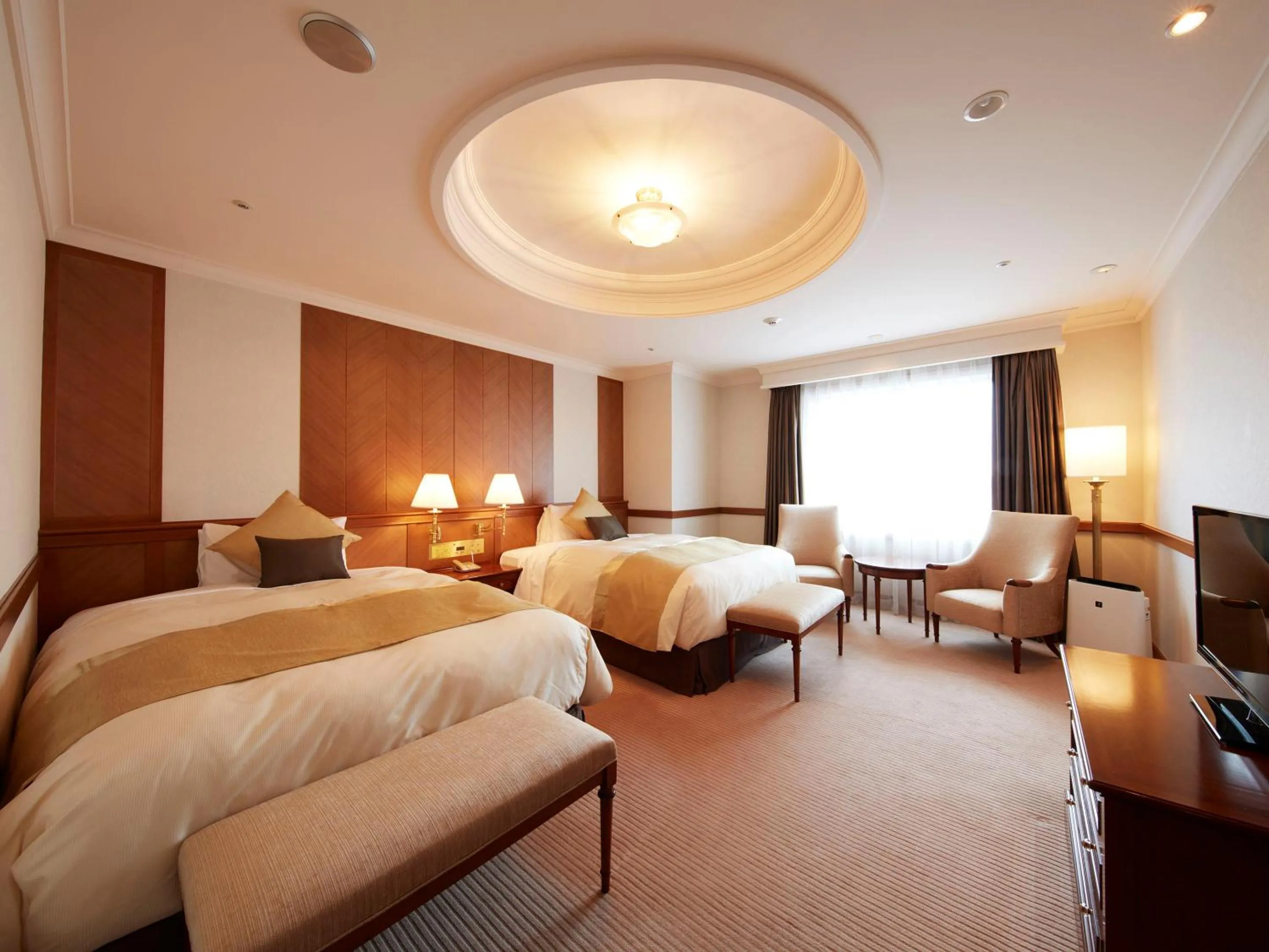 Photo of the whole room, Bed in Keio Plaza Hotel Hachioji