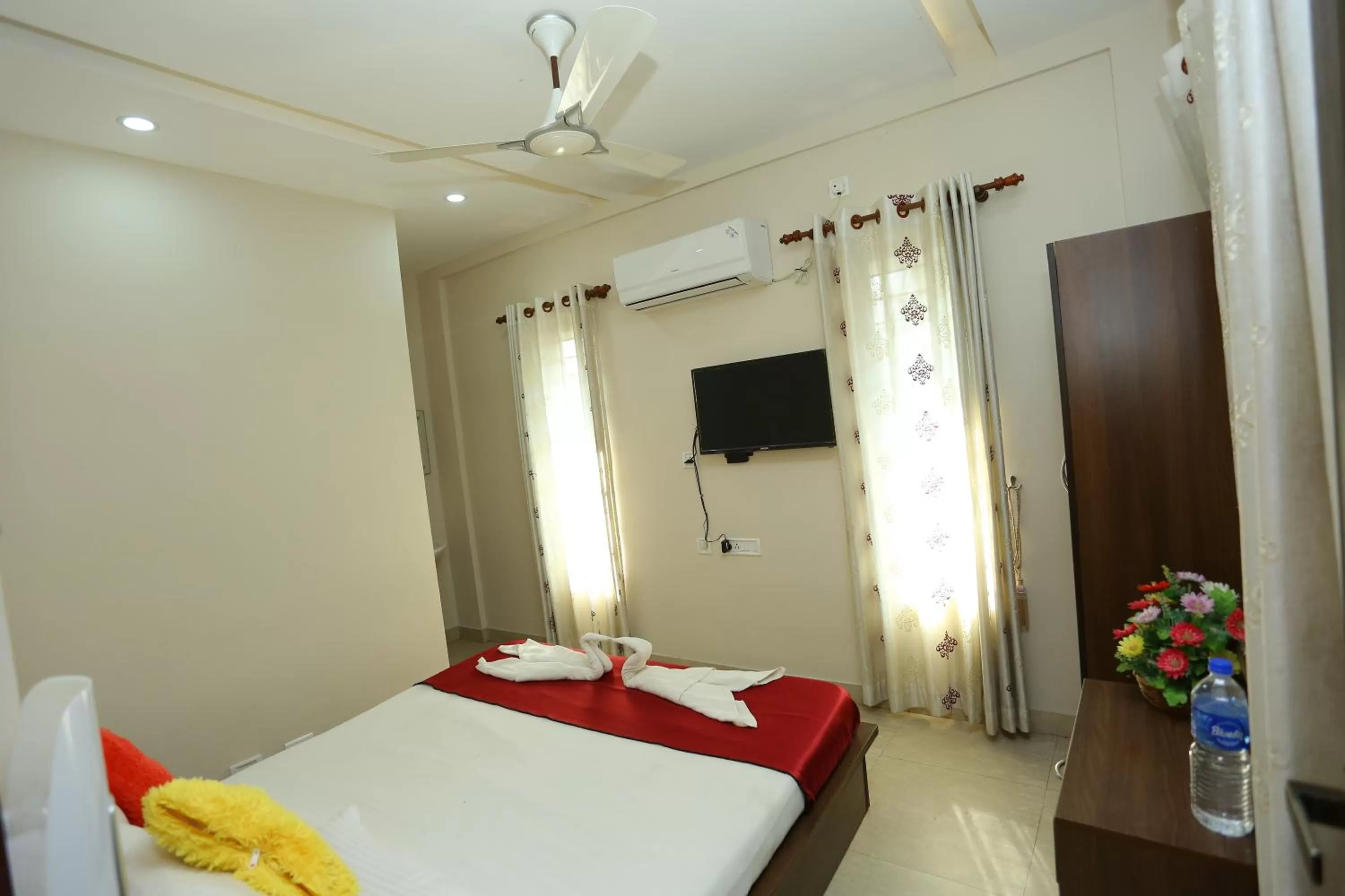 Bed in Hotel Innate Inn