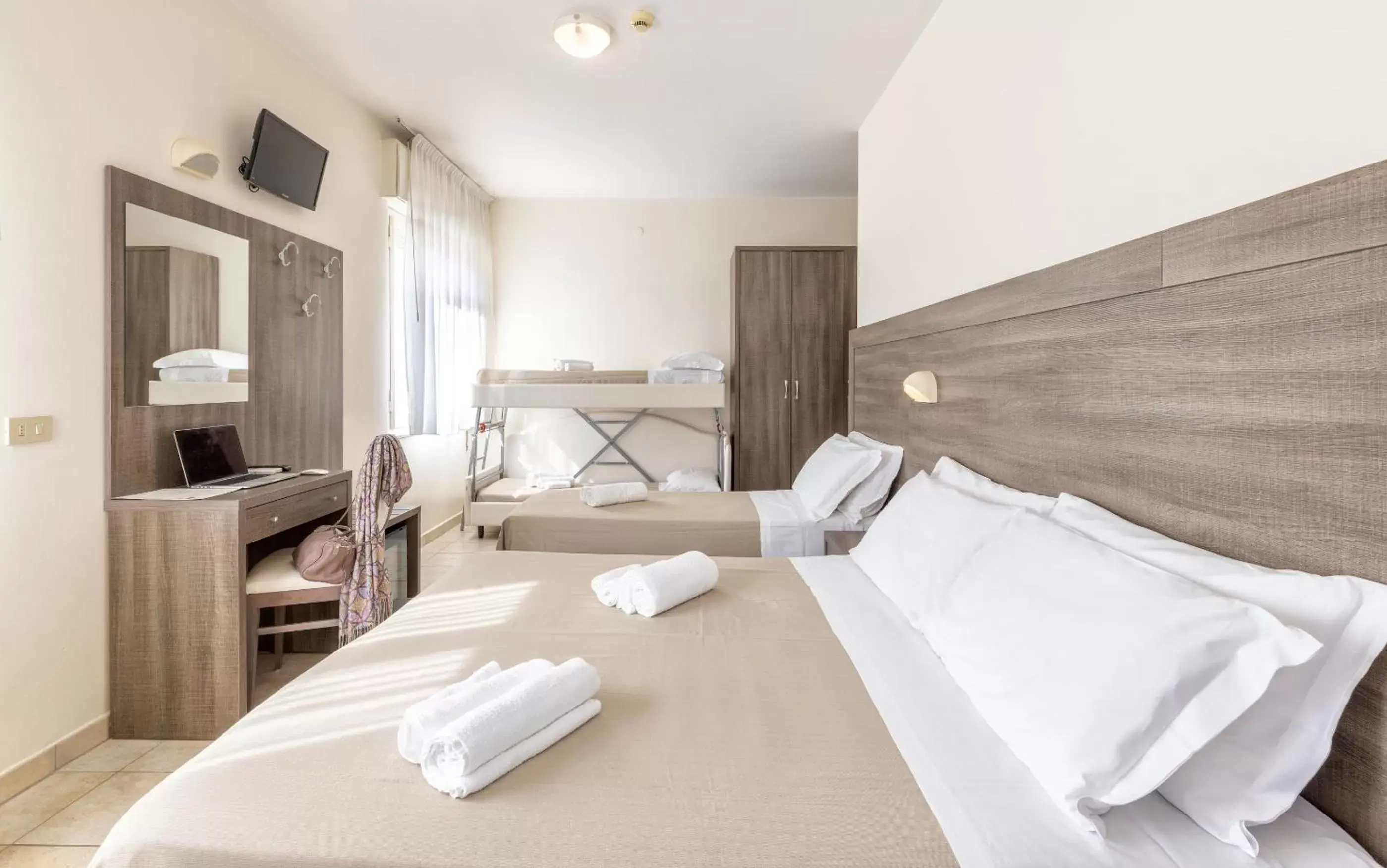 Bedroom, Bed in Hotel Edelweiss Riccione