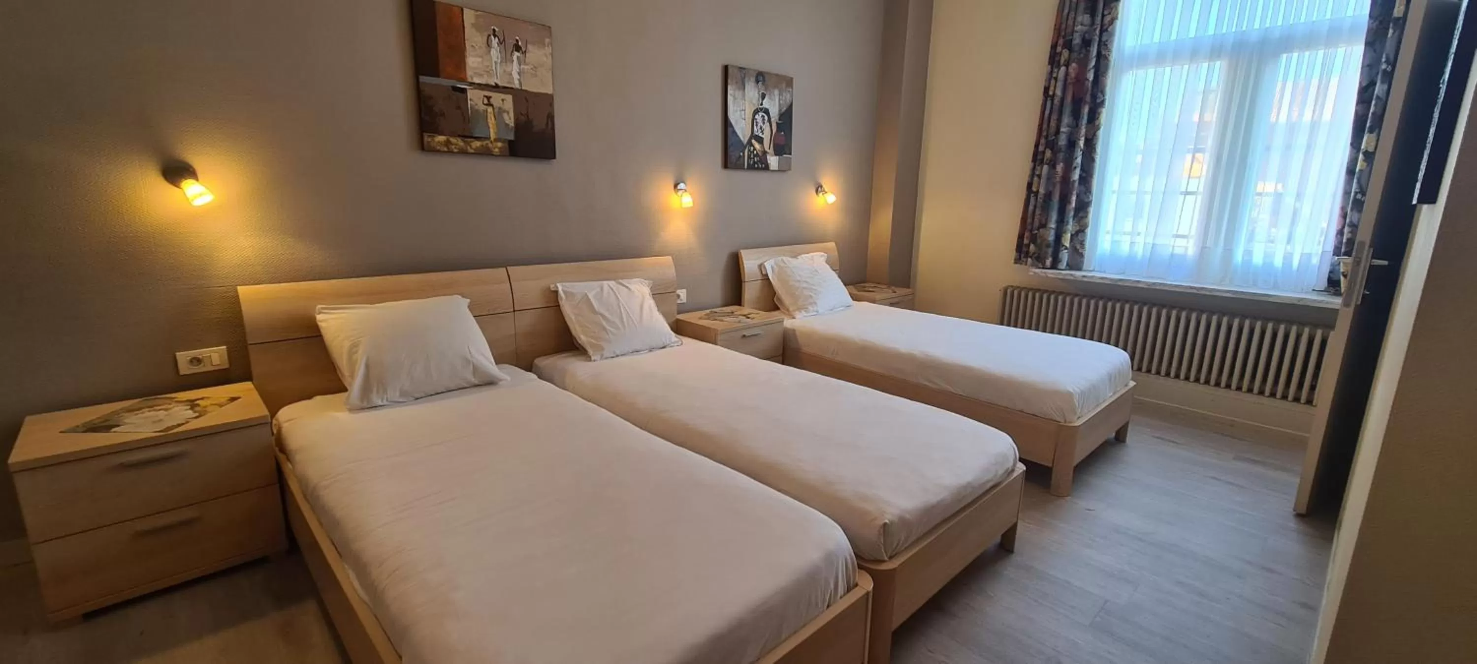 Bedroom, Bed in Alliance Hotel Ieper Centrum