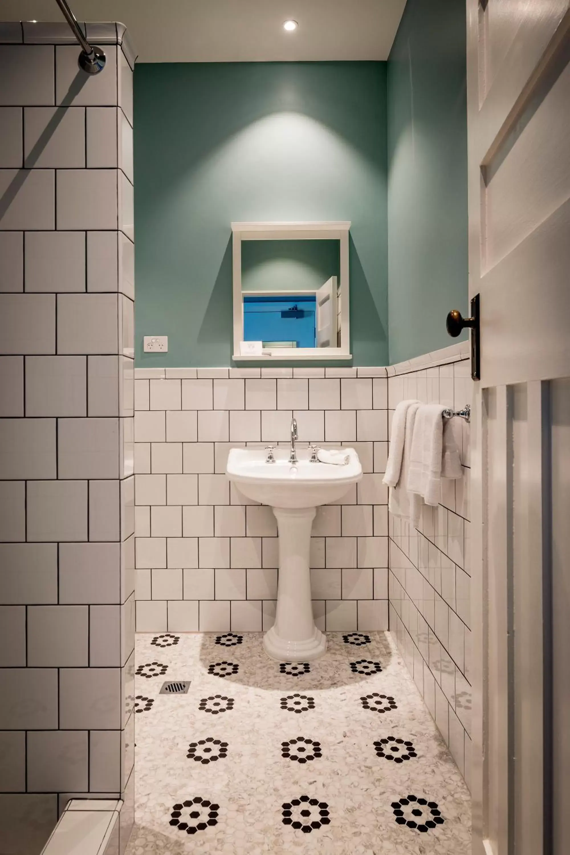 Bathroom in The North Sydney Hotel