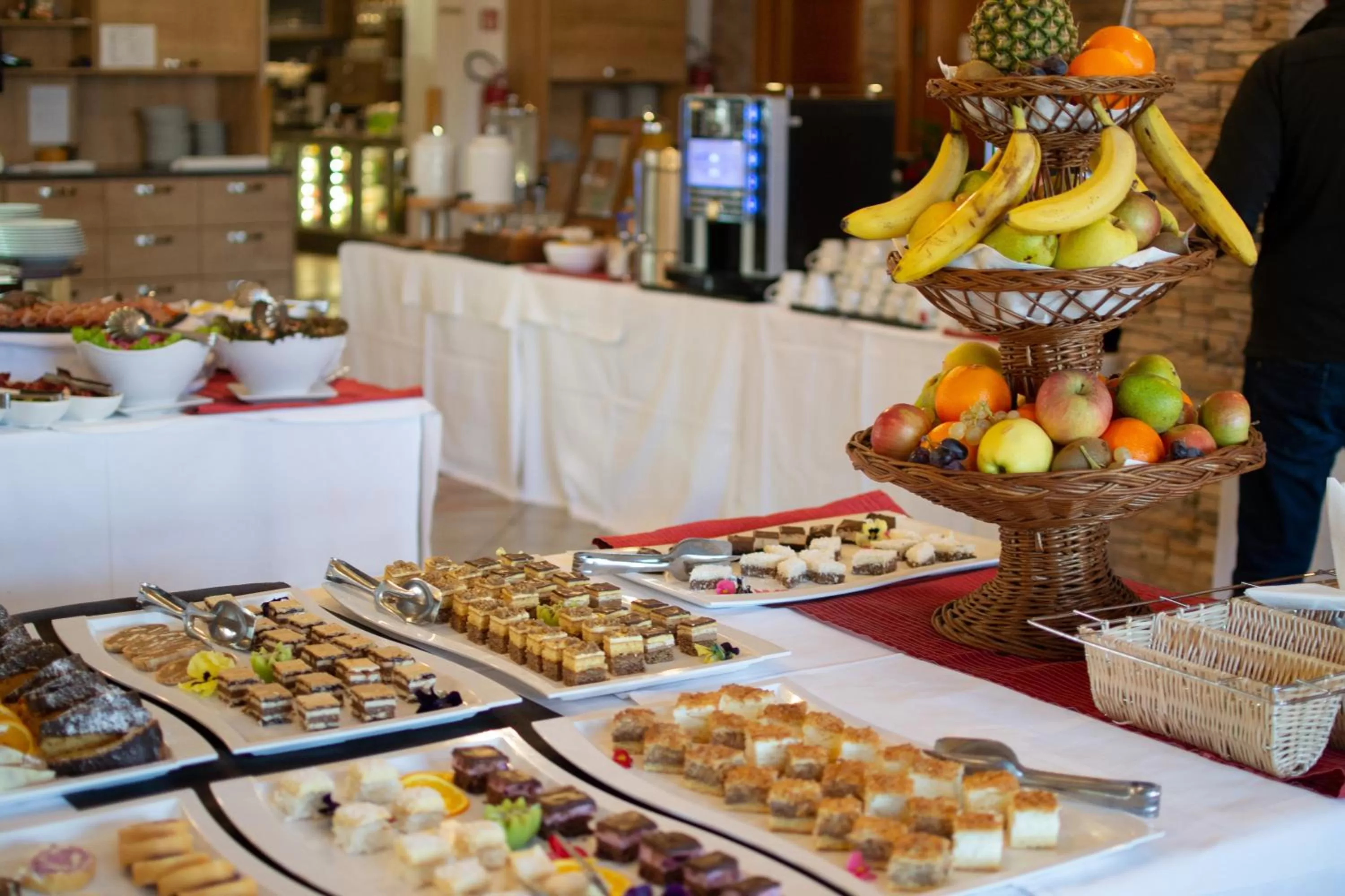 Food and drinks in Hotel Mirjana & Rastoke