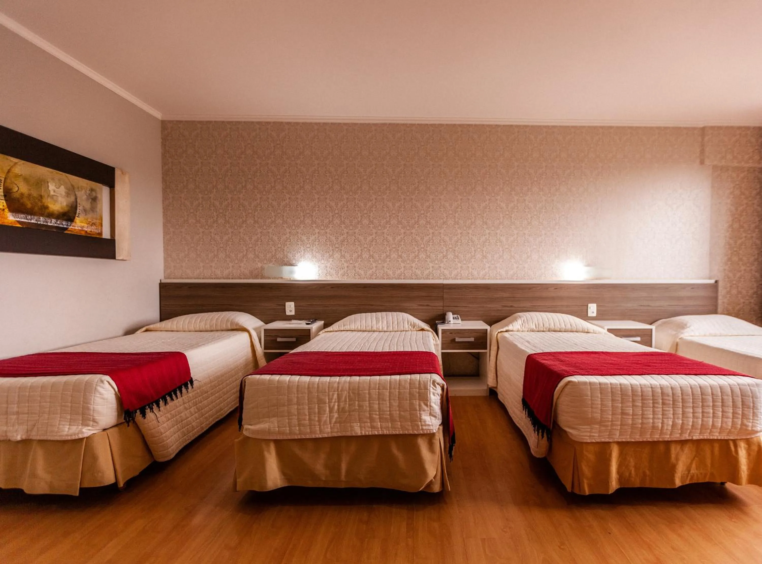 Photo of the whole room, Bed in Foz Plaza Hotel