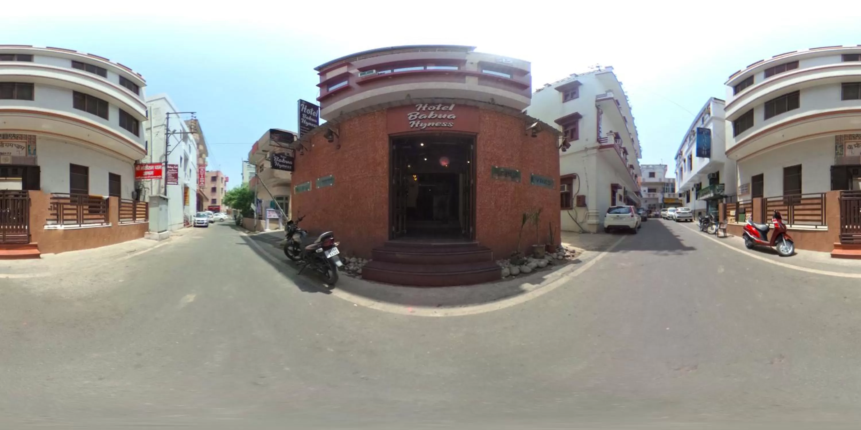 Street view in Hotel Babua Hyness By Avadhesh Group Of Hospitality