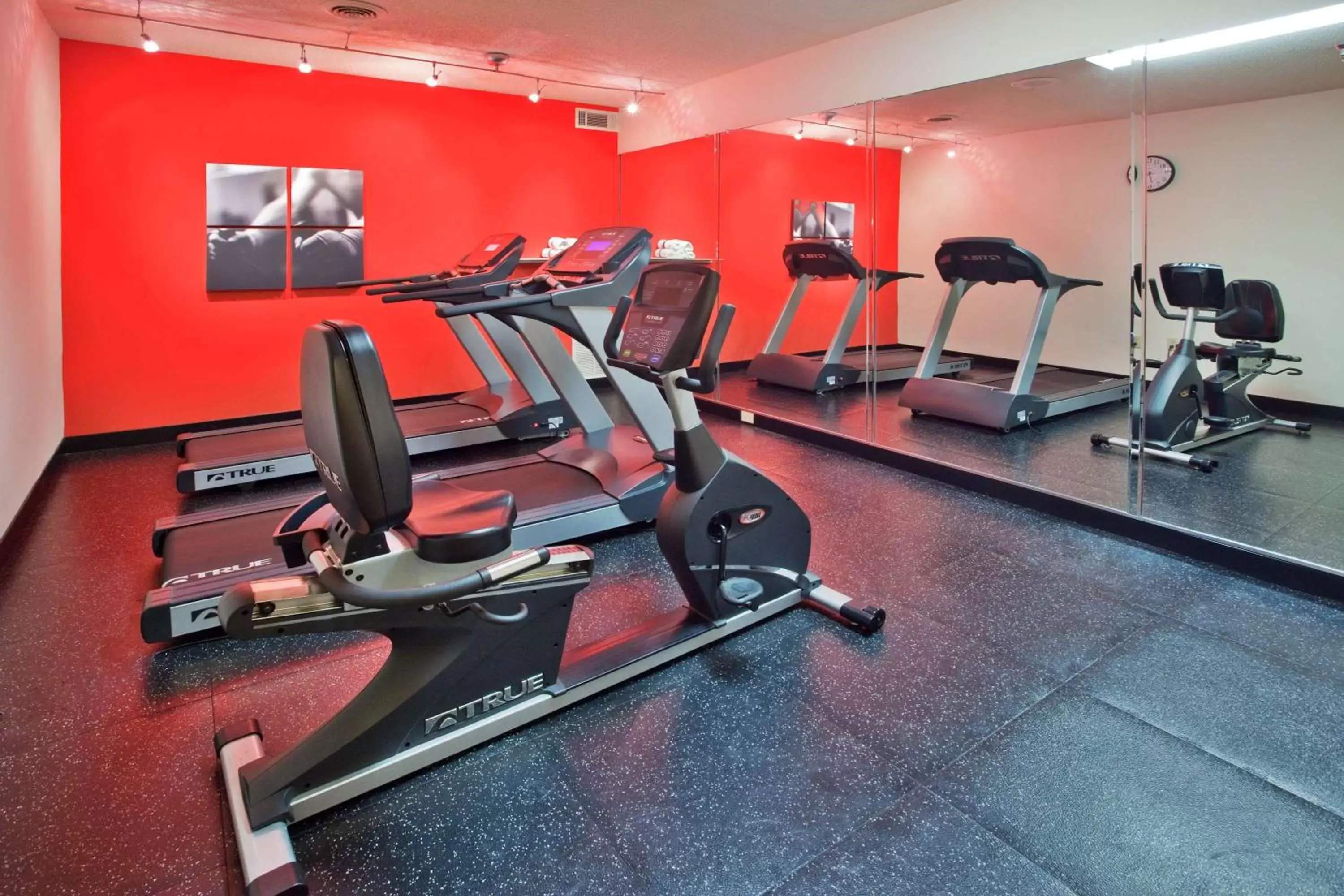 Activities, Fitness Center/Facilities in Country Inn & Suites by Radisson, McDonough, GA