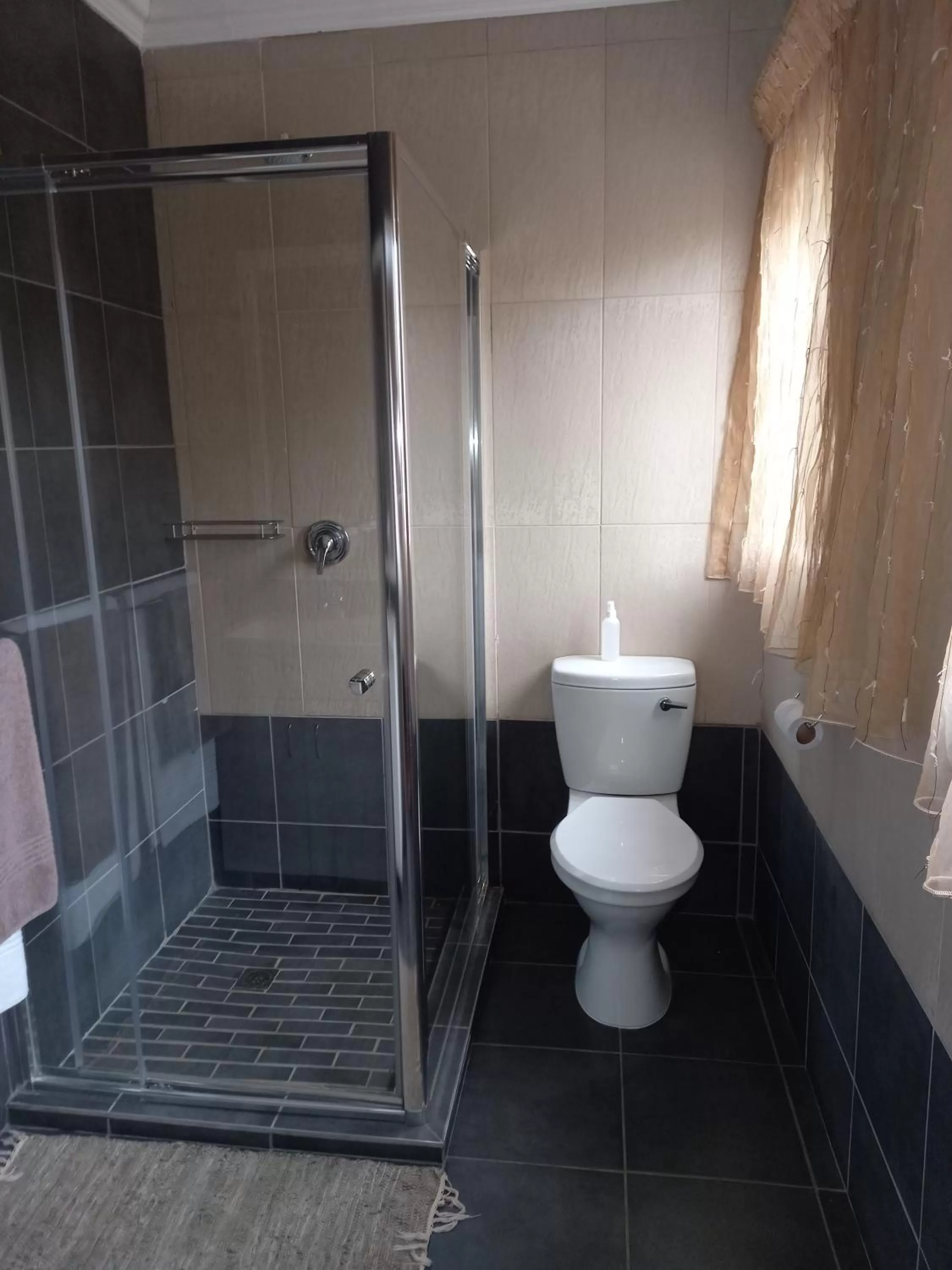 Bathroom in Troas Boutique hotel