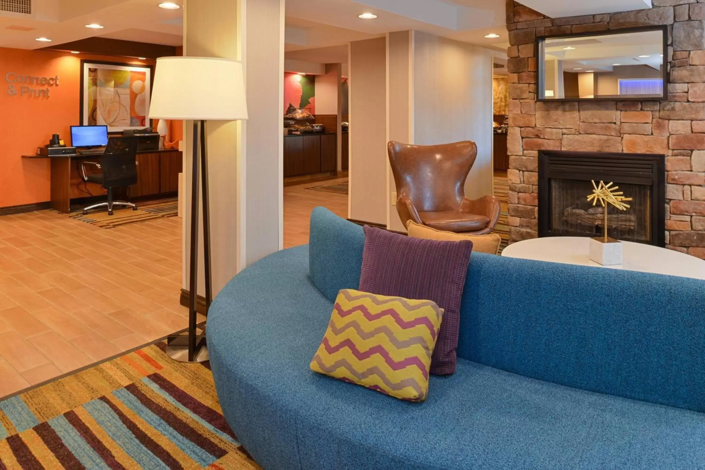 Lobby or reception, Seating Area in Fairfield Inn & Suites by Marriott Lexington Georgetown/College Inn