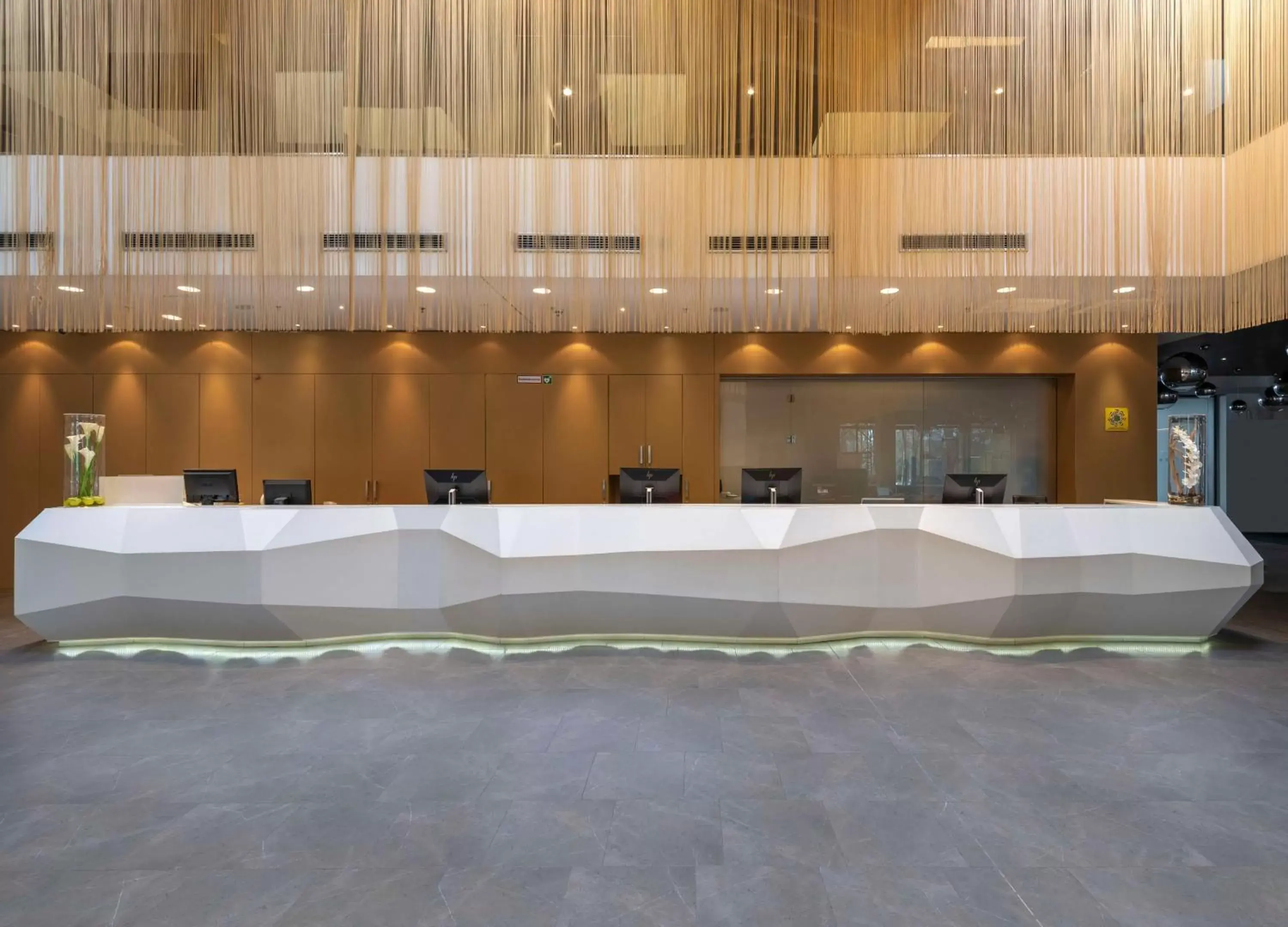 Lobby or reception in Doubletree by Hilton Vienna Schonbrunn