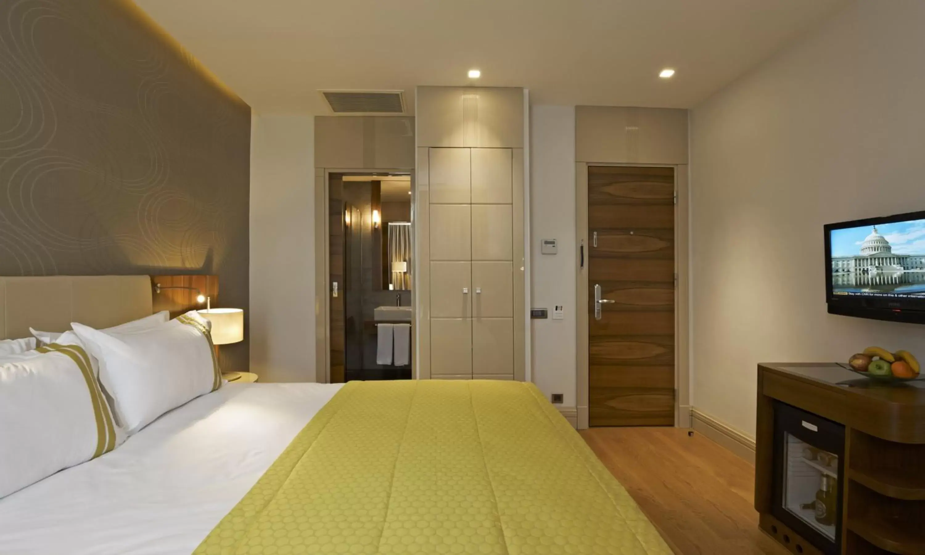 Standard Single Room in Four Points Flex by Sheraton Istanbul Taksim Square Standard Single Room in Four Points Flex by Sheraton Istanbul Taksim Square