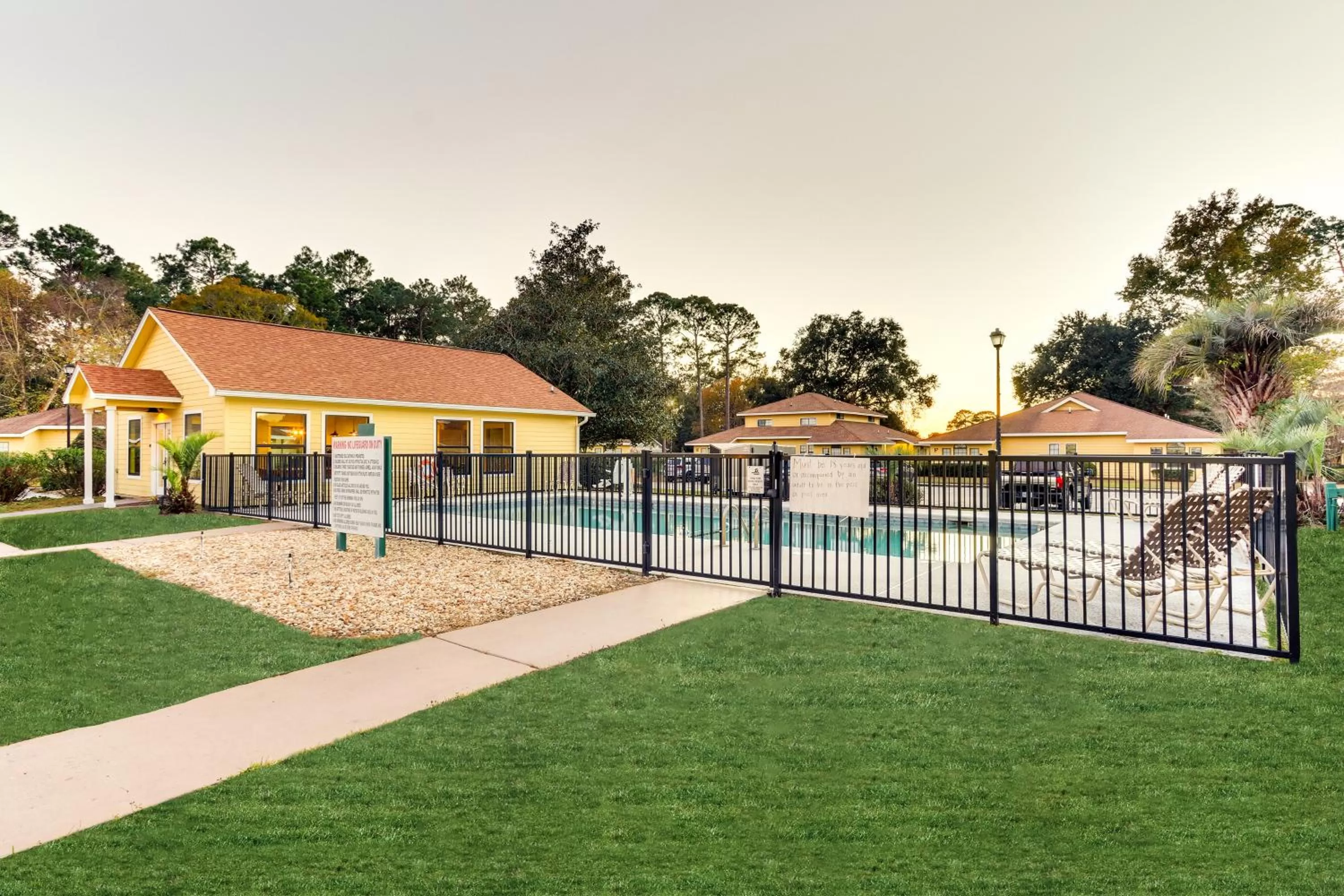 Mariners Suites - Kingsland