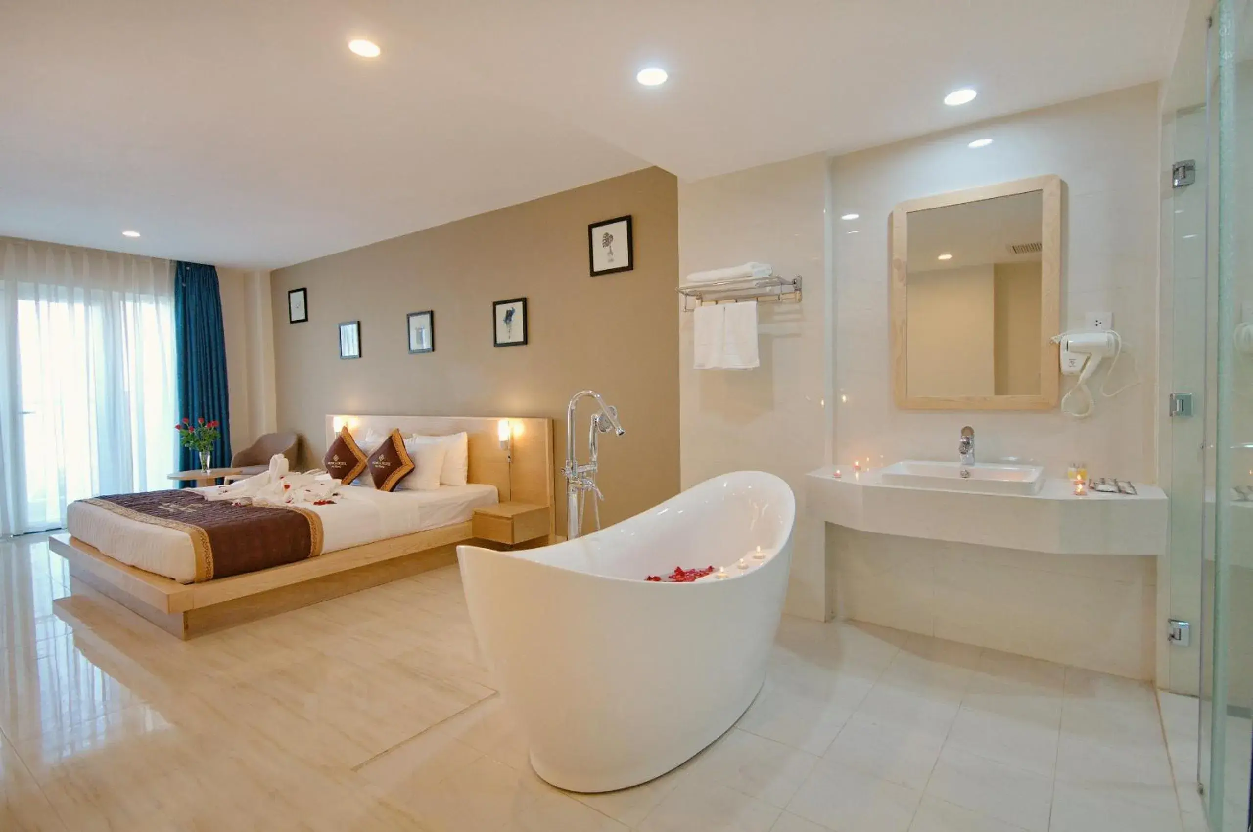 Photo of the whole room, Bathroom in Gibson Hotel Nha Trang