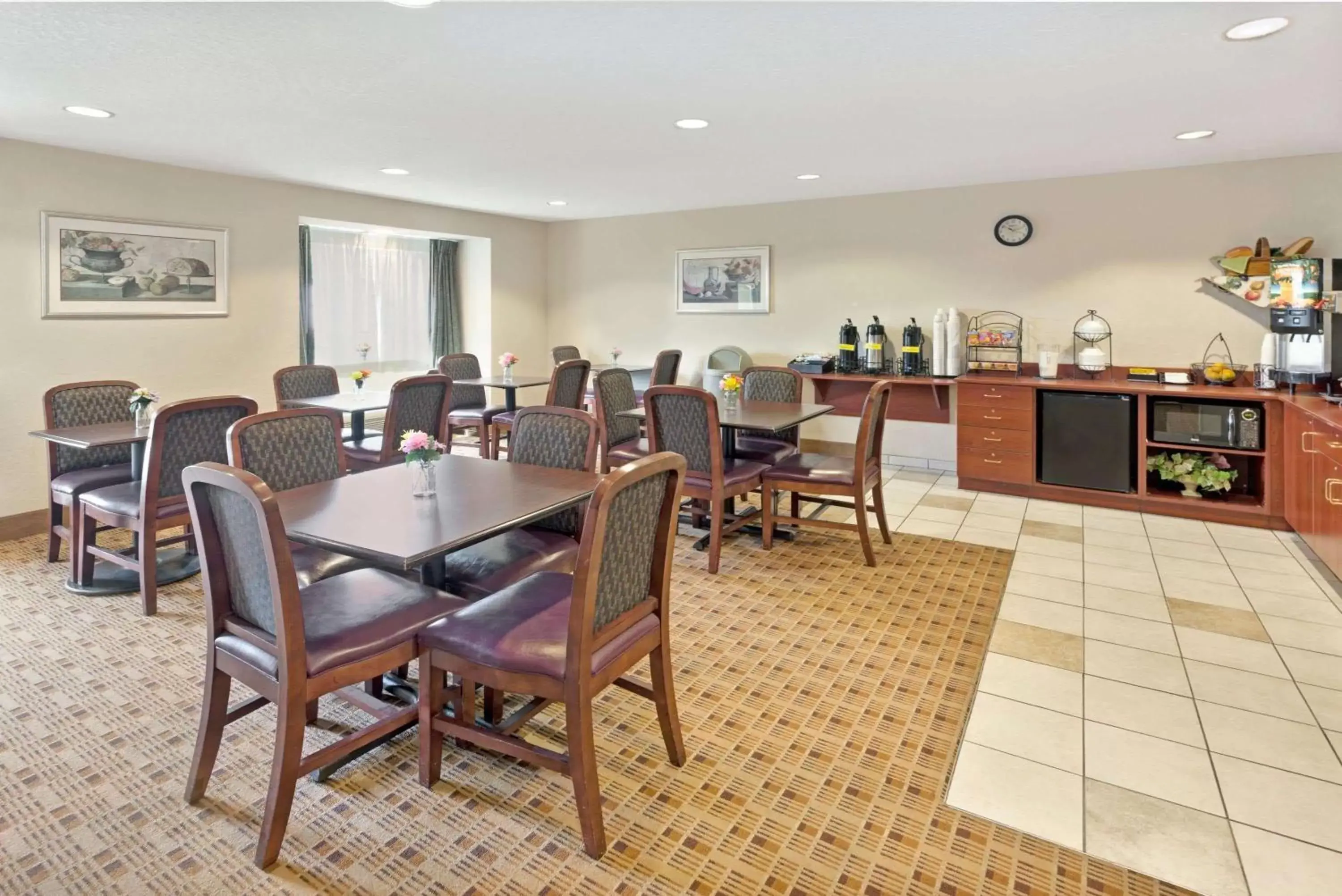 Restaurant/Places to Eat in Microtel Inn & Suites by Wyndham Jasper