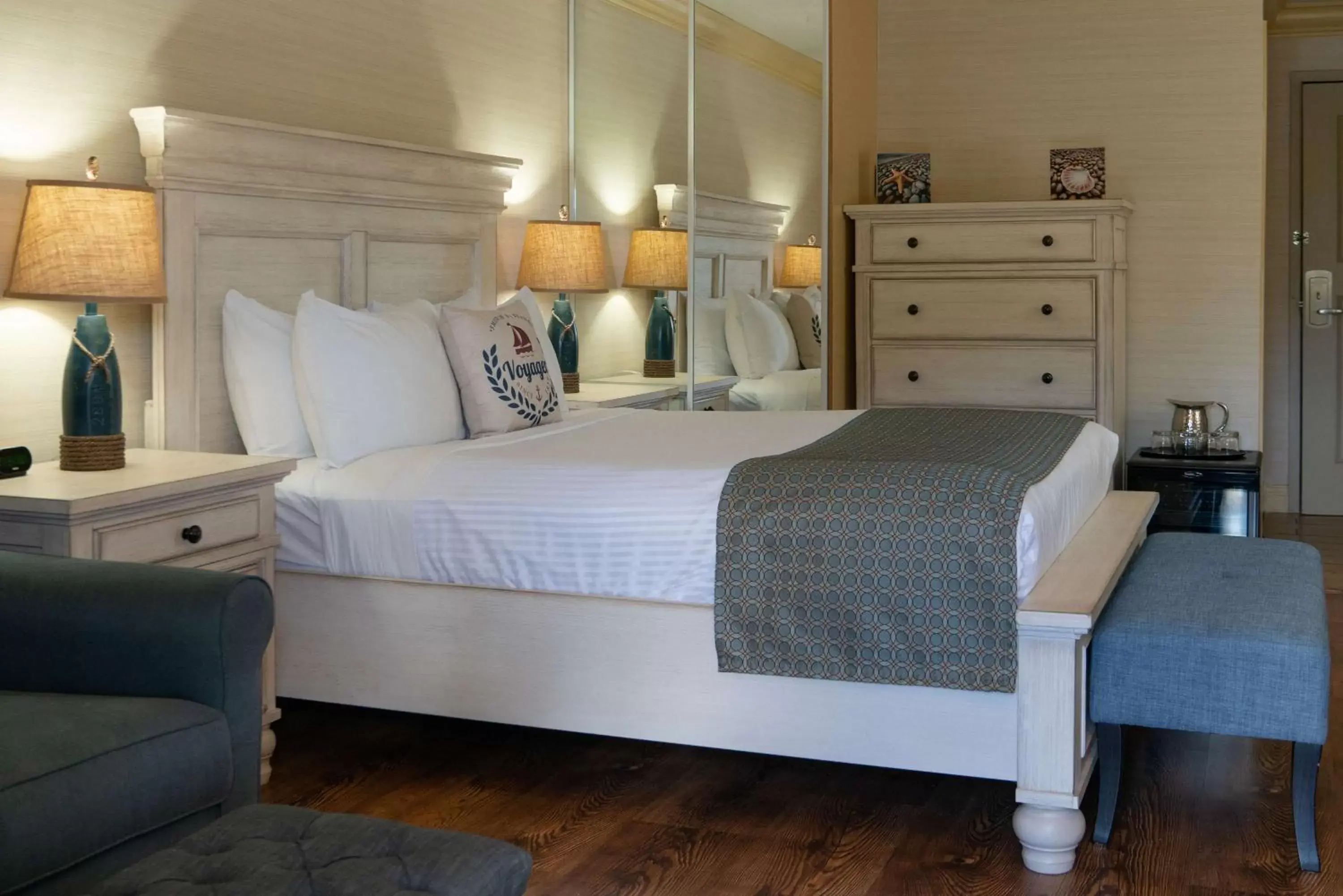 Bedroom, Bed in Prestige Beach House, WorldHotels Crafted