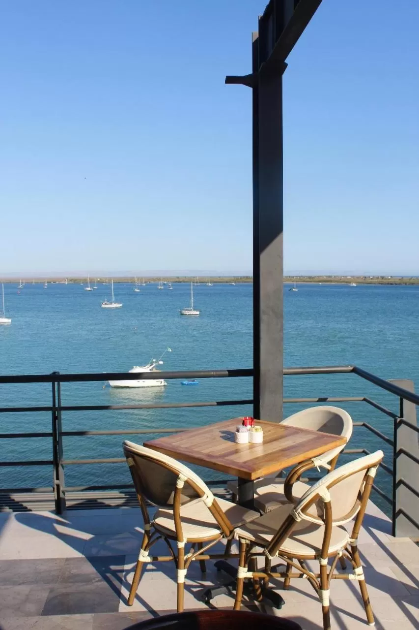 Restaurant/places to eat in Seven Crown La Paz Malecon