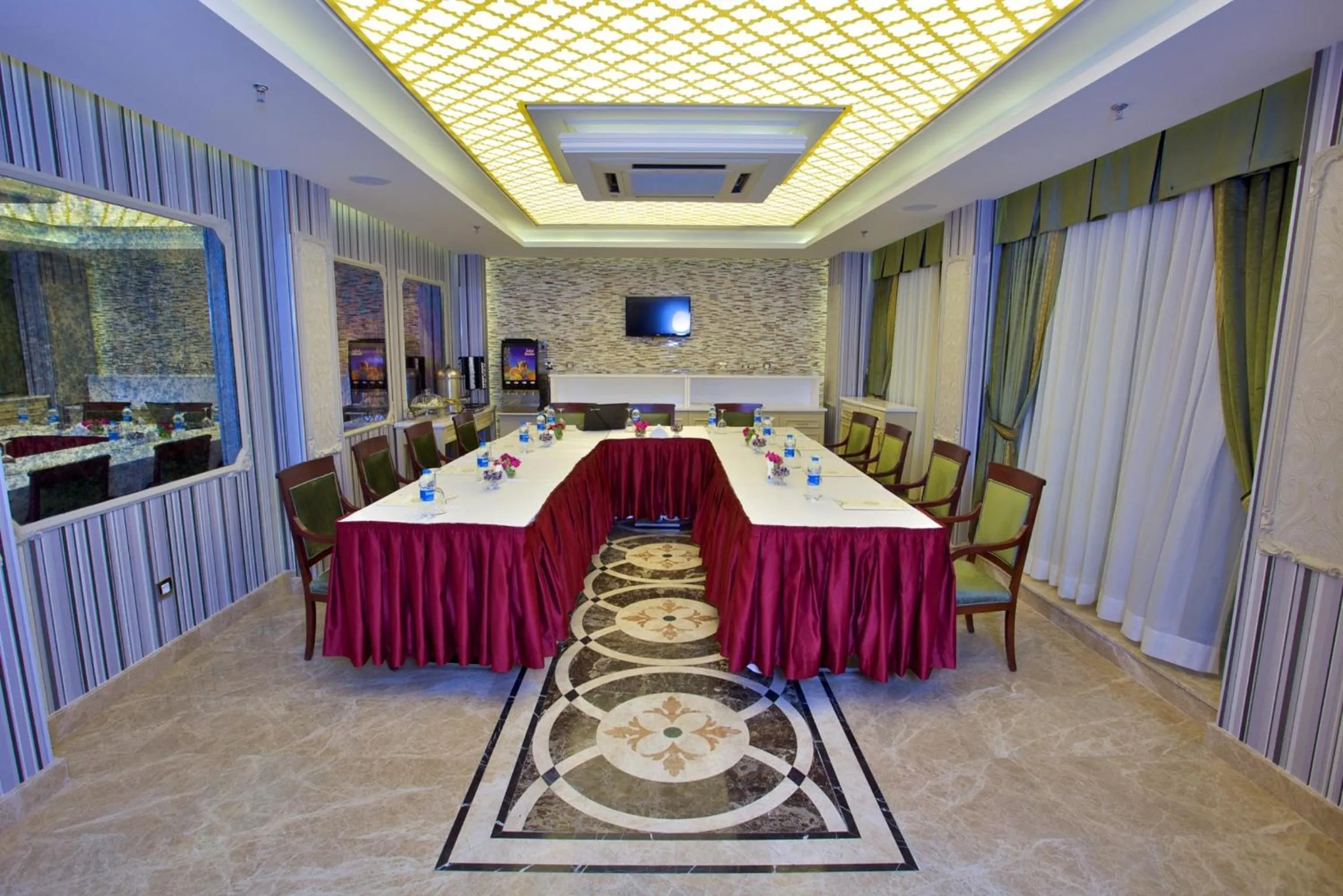 Business facilities in Taksim Star Hotel