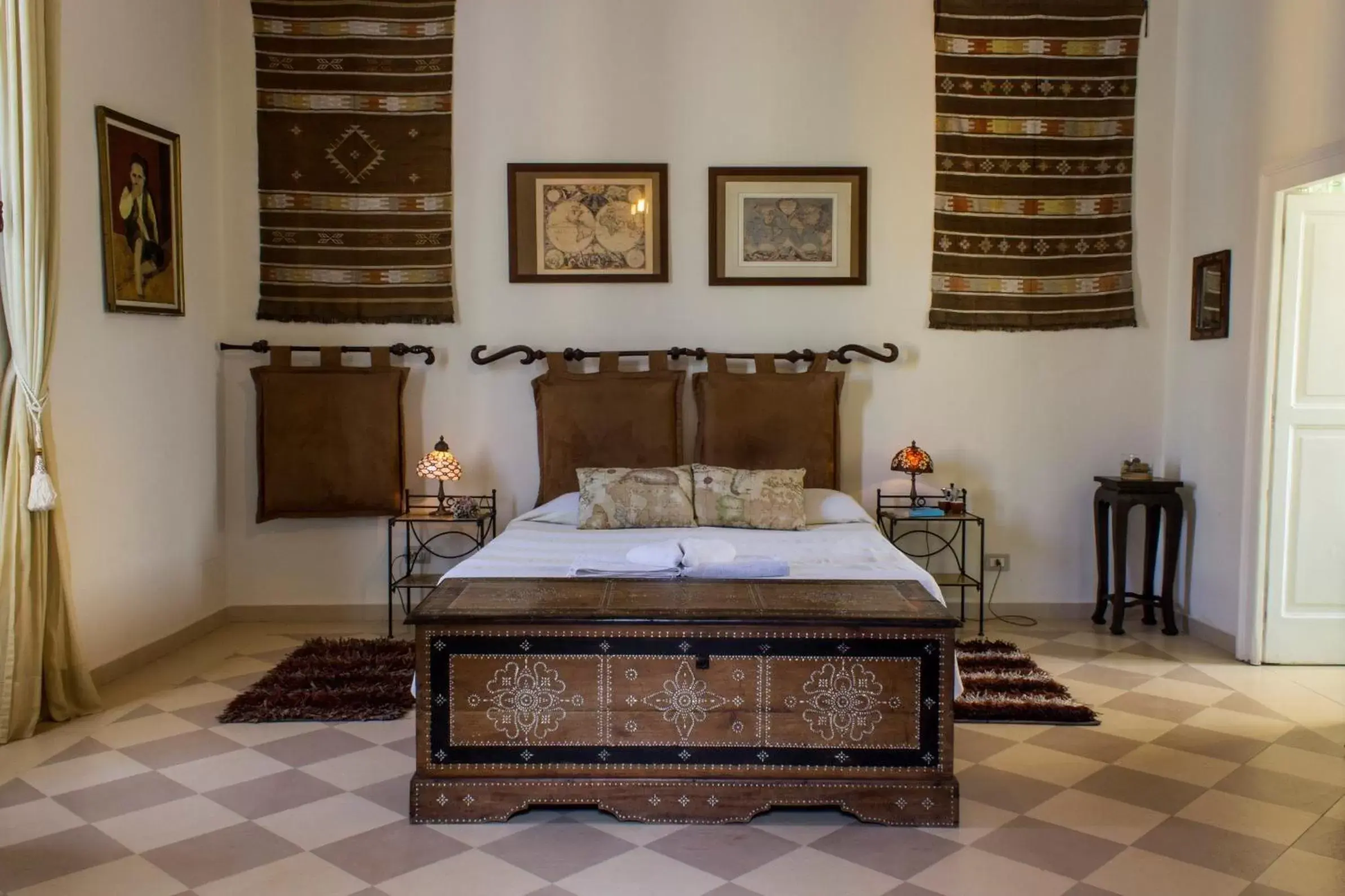 Bedroom, Bed in Cerasiello