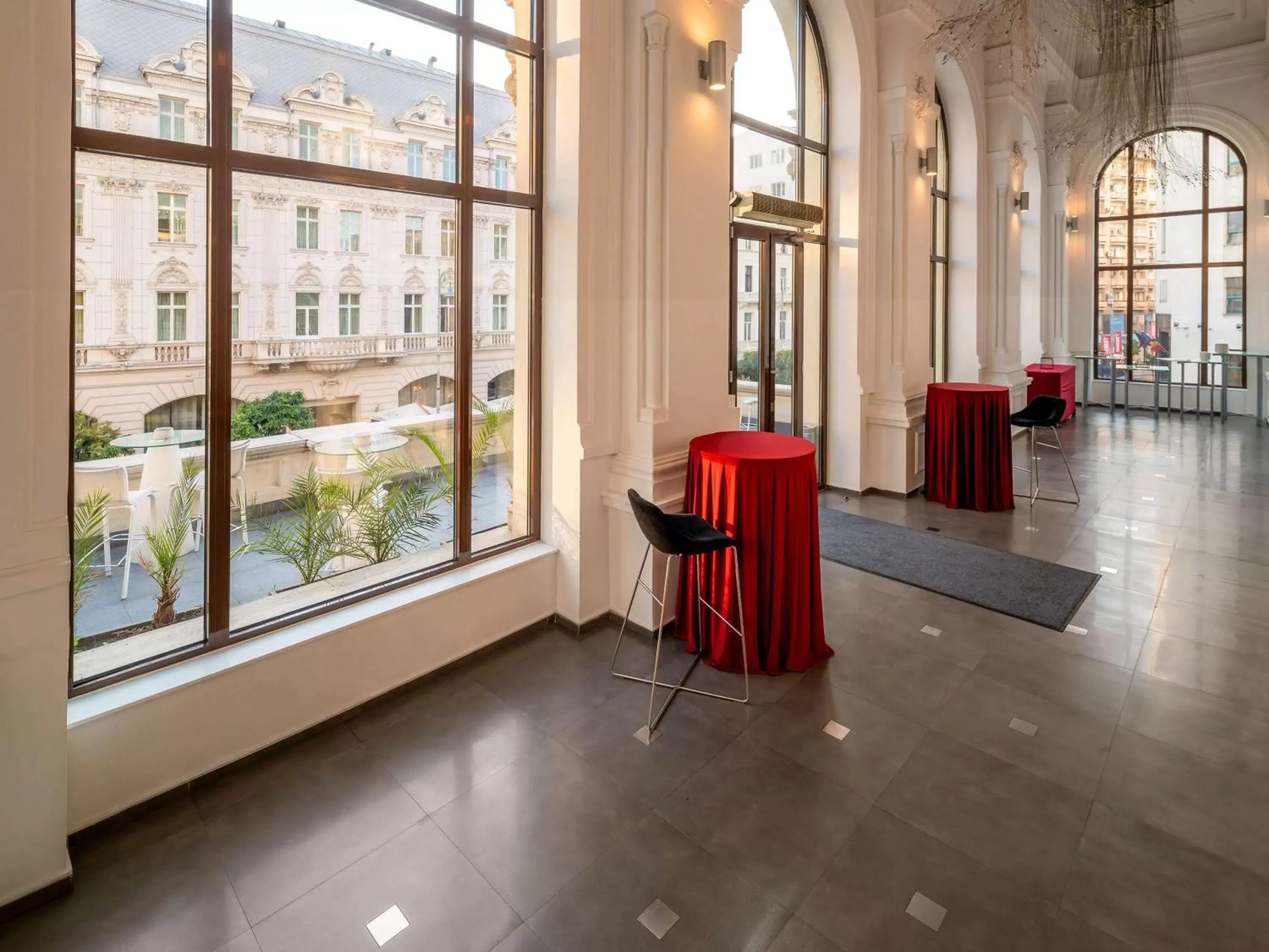 Meeting/conference room in Novotel Bucharest City Centre