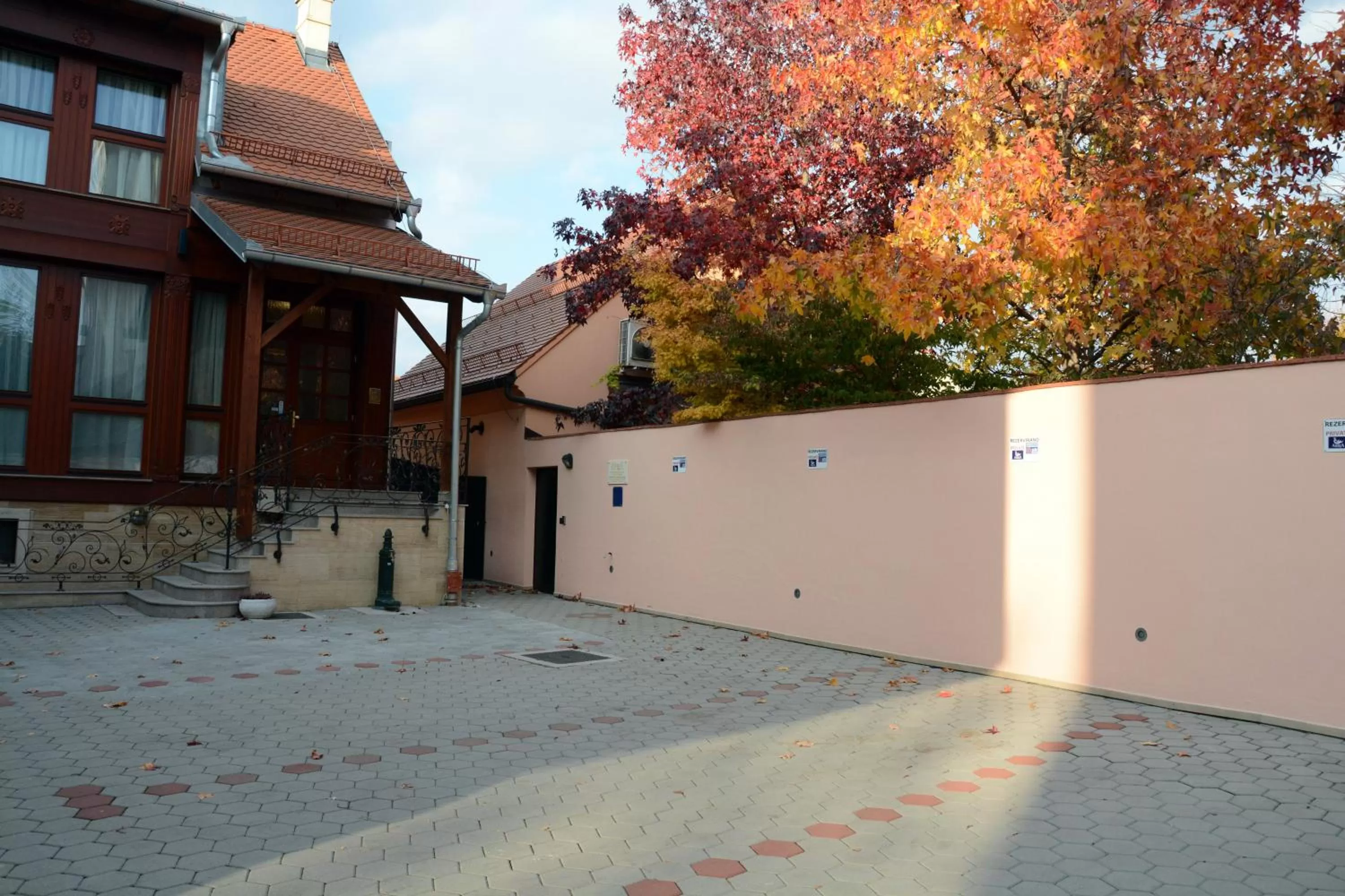 Arbia Dorka Heritage Palace