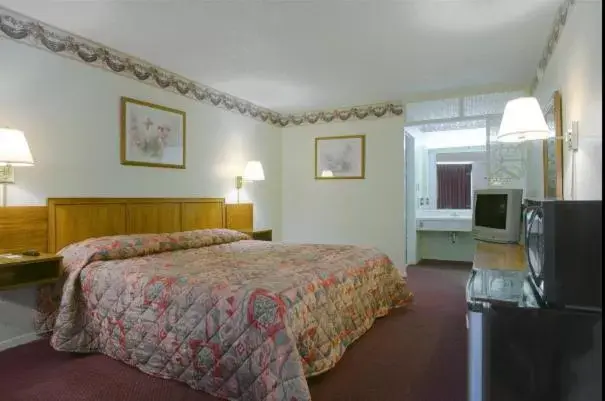 Bed in Americas Best Value Inn Loudon Lenoir City Bed in Americas Best Value Inn Loudon Lenoir City