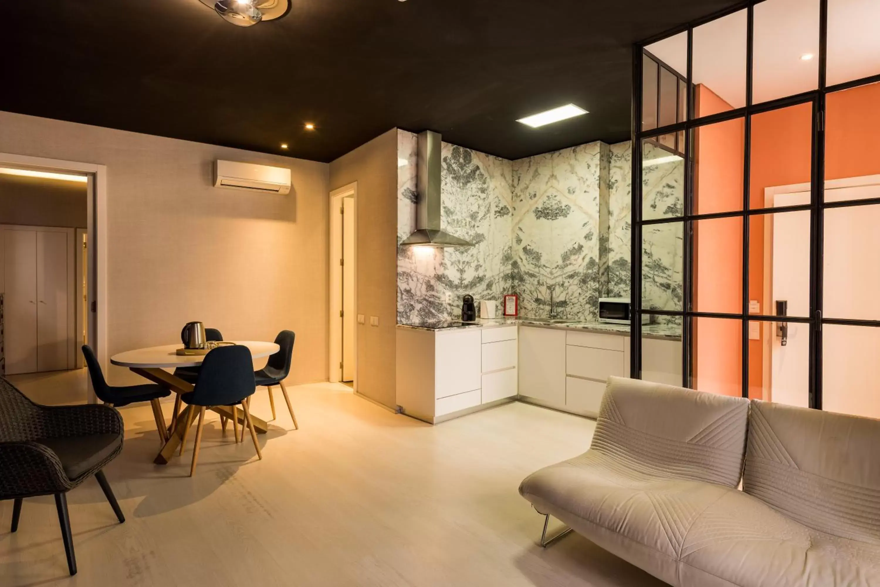 Superior One-Bedroom Apartment in Alfama - Lisbon Lounge Suites
