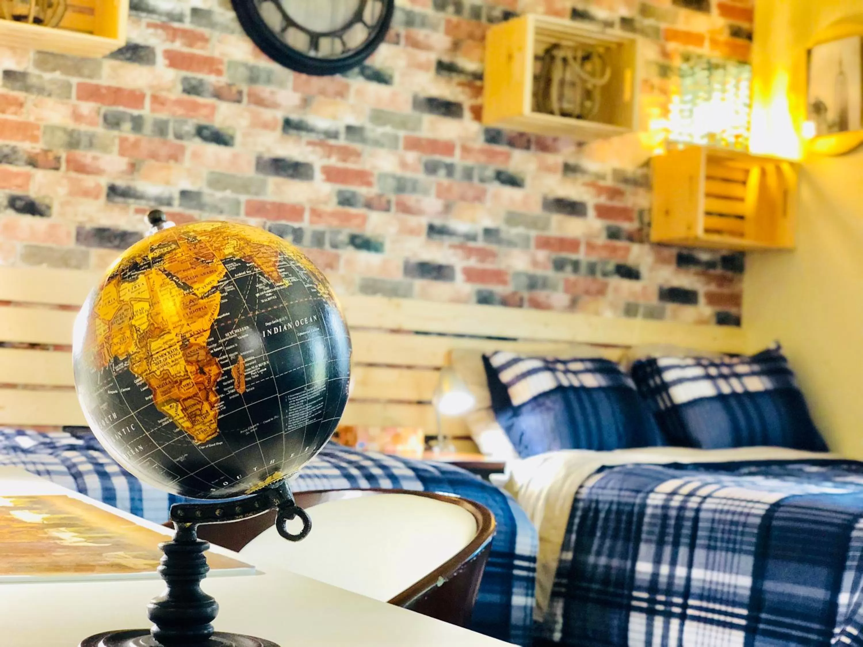 Living room in Hollywood Light Haven Lodge