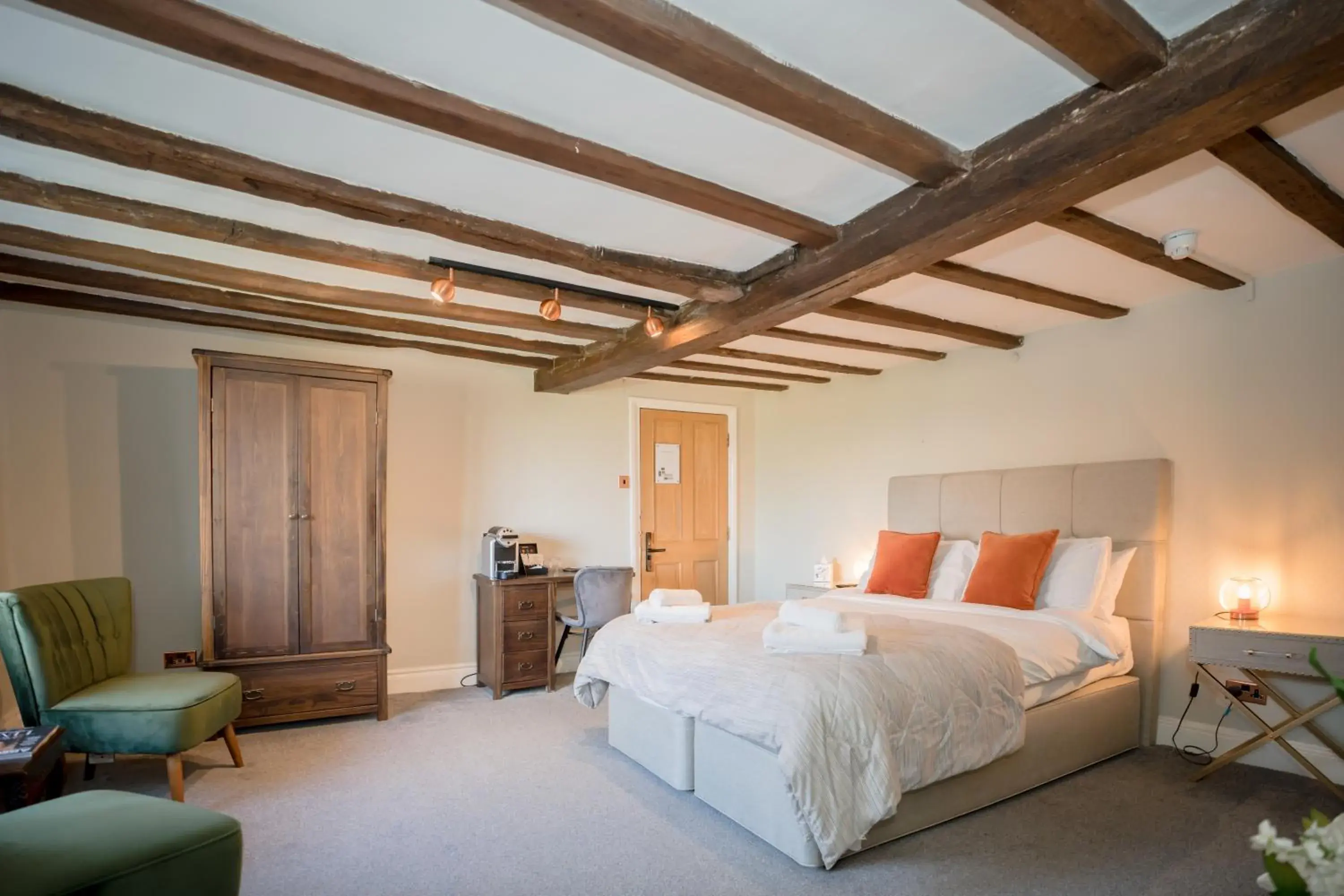 Bedroom, Bed in Tottington Manor Hotel