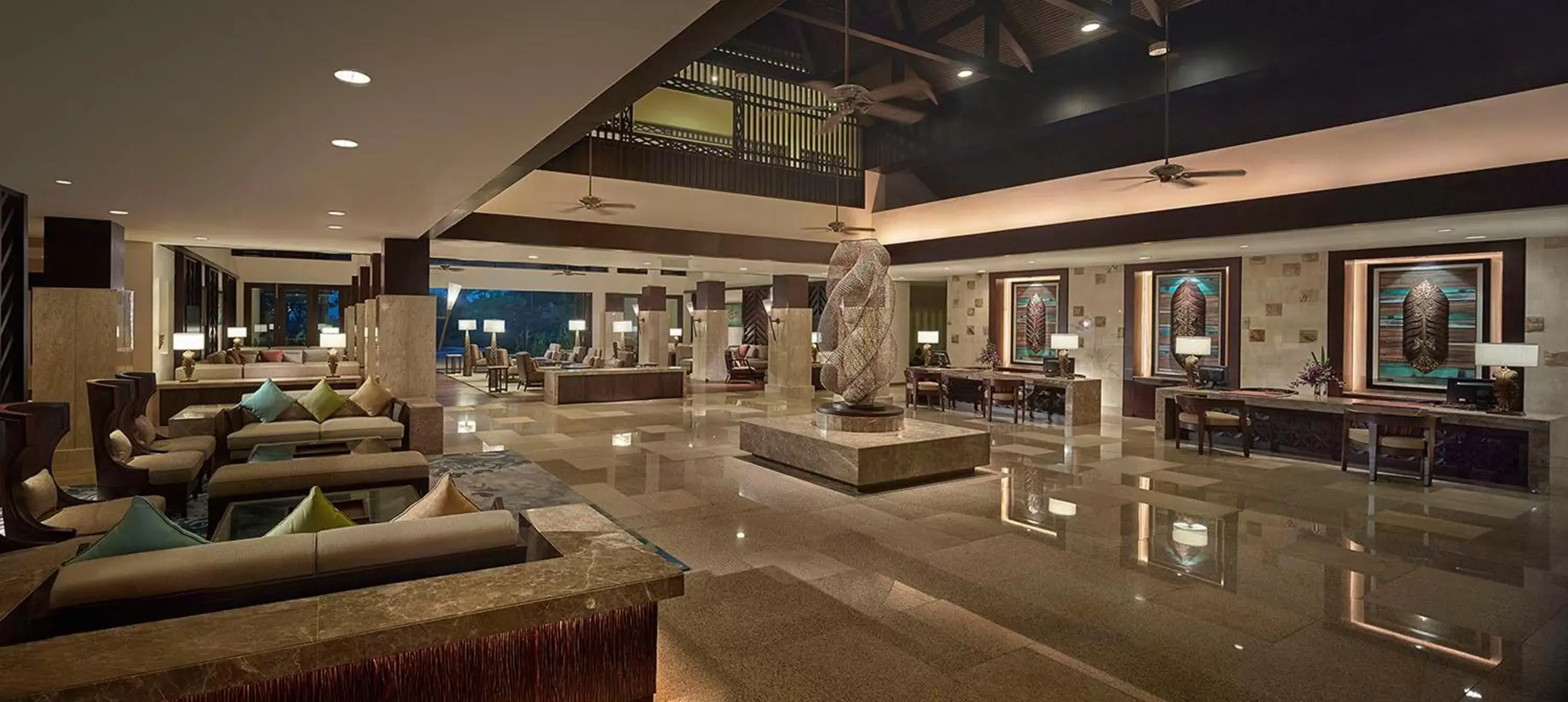 Lobby or reception, Lounge/Bar in Shangri-La Rasa Ria, Kota Kinabalu