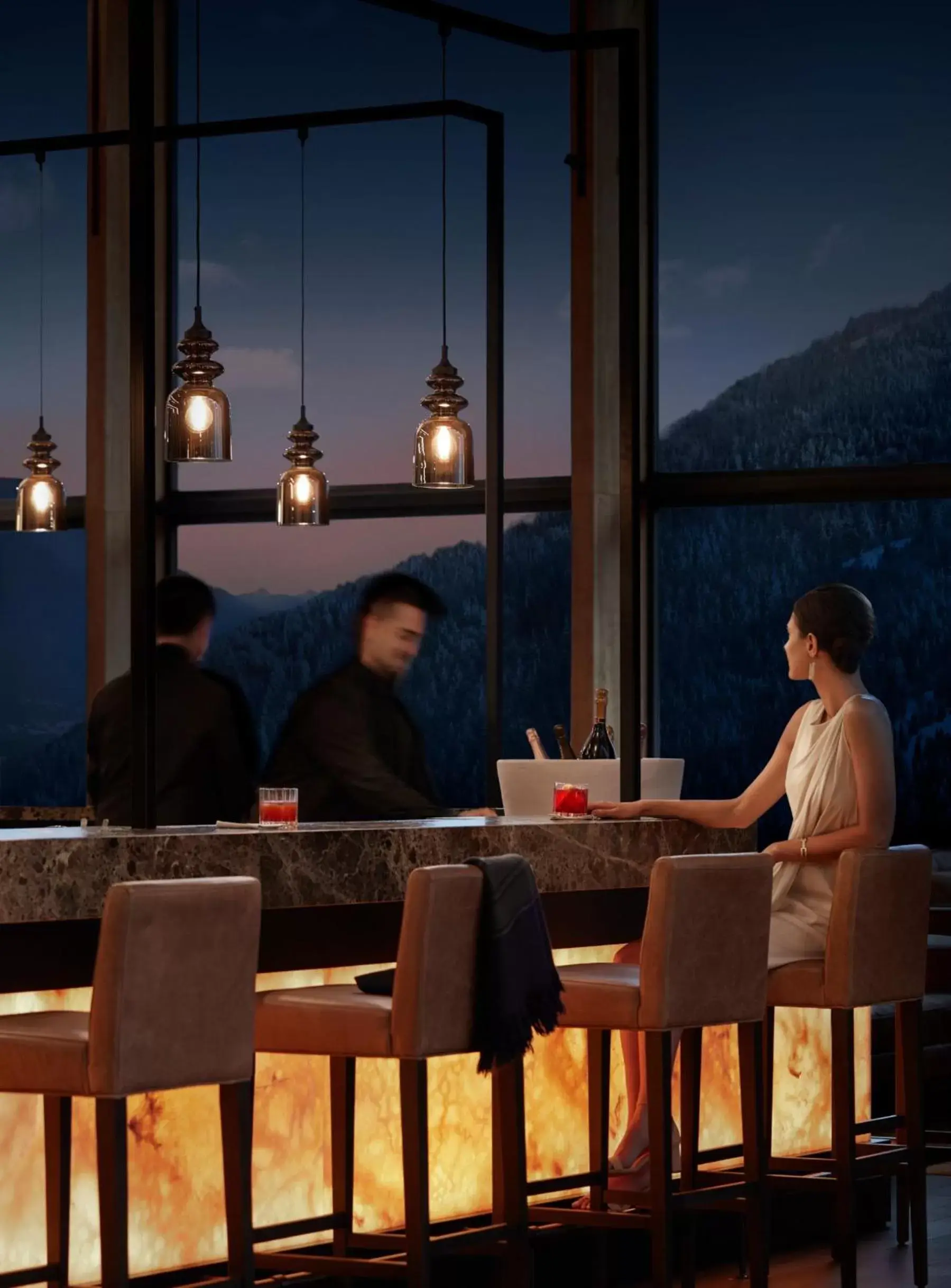 Lounge or bar in Lefay Resort & SPA Dolomiti