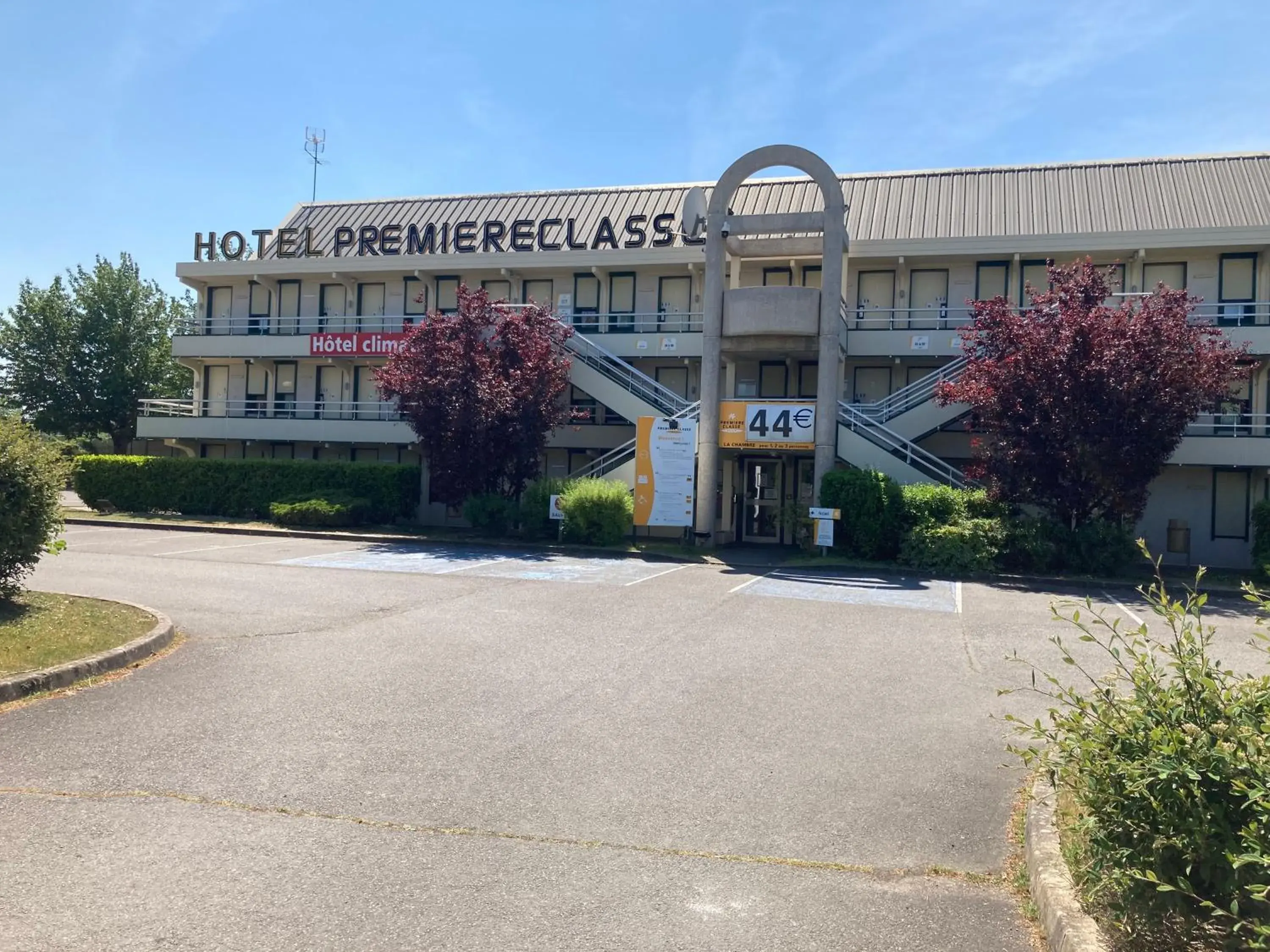 Property Building in Premiere Classe Bourges