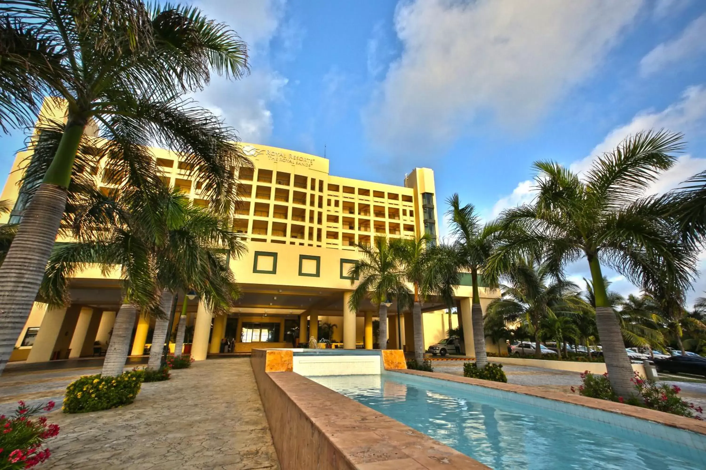 Facade/entrance, Property Building in The Royal Sands Resort & Spa