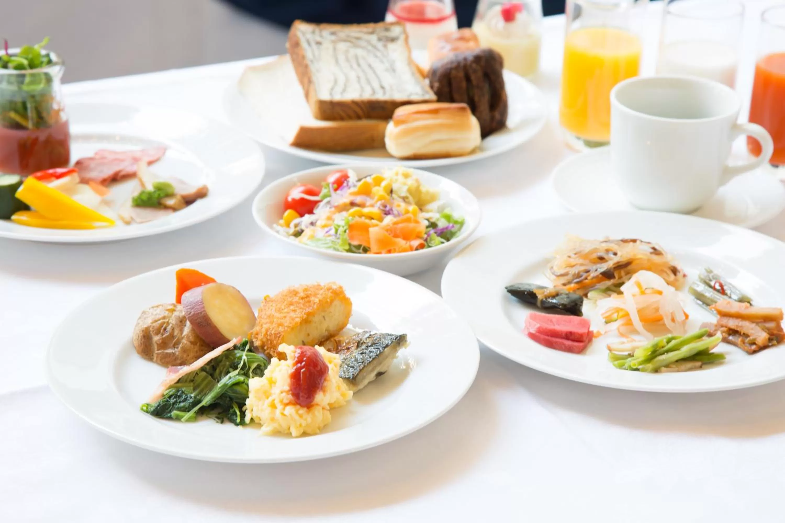 Buffet breakfast in Quintessa Hotel Ogaki