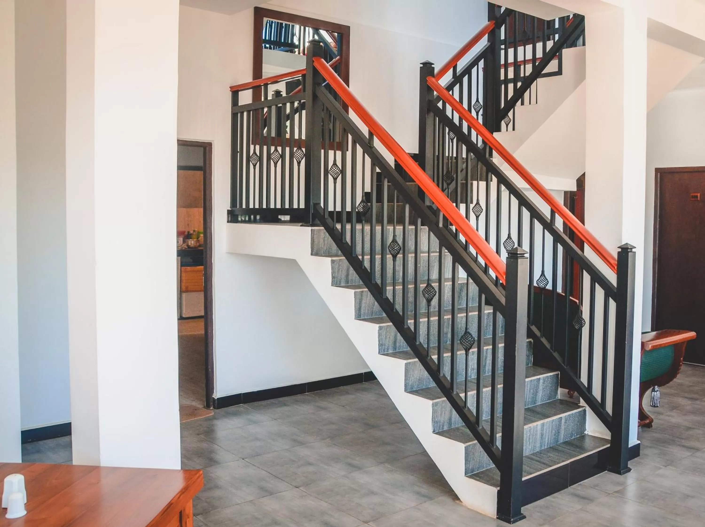 Property building in Misthill Rest - Lavish Villa