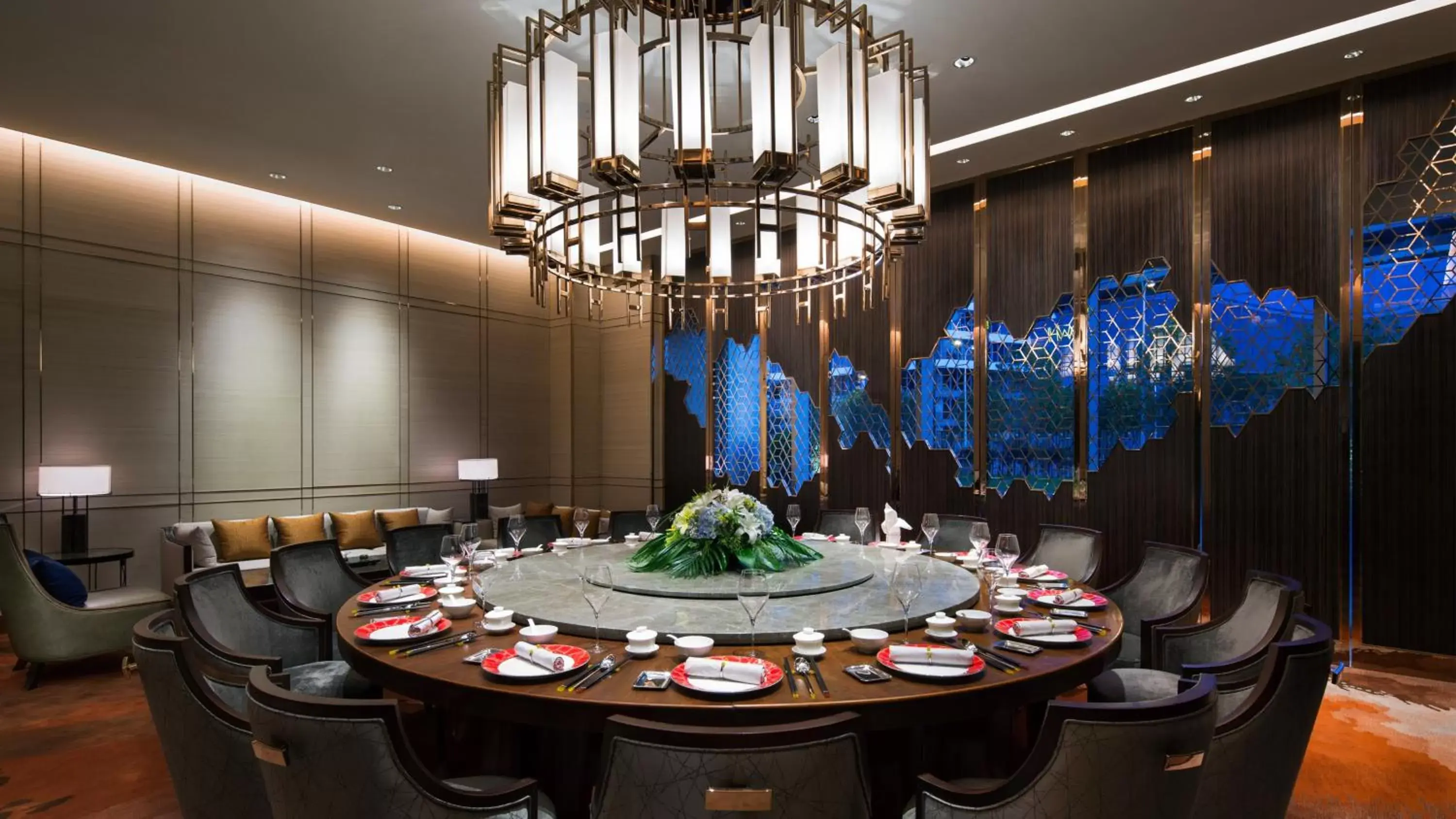 Restaurant/places to eat in InterContinental Shanghai Hongqiao NECC, an IHG Hotel