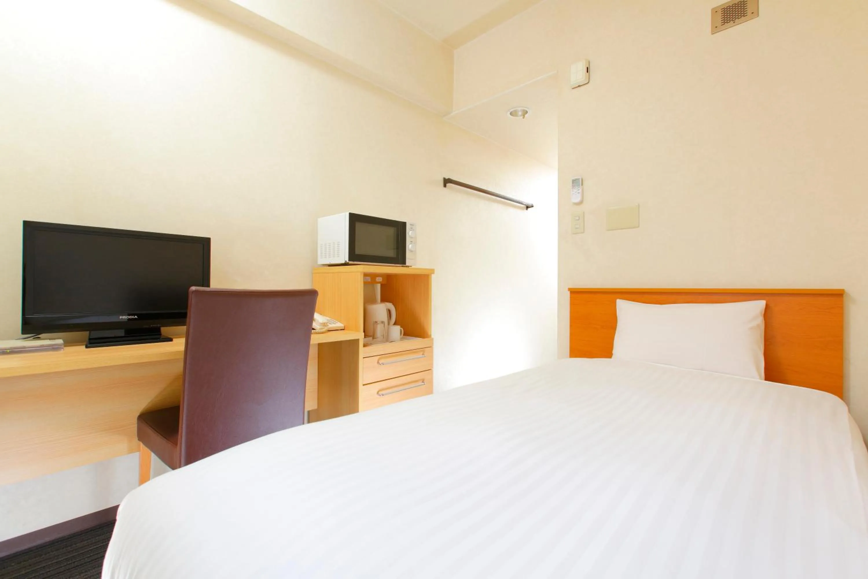 Spring, Bed in FLEXSTAY INN Sugamo