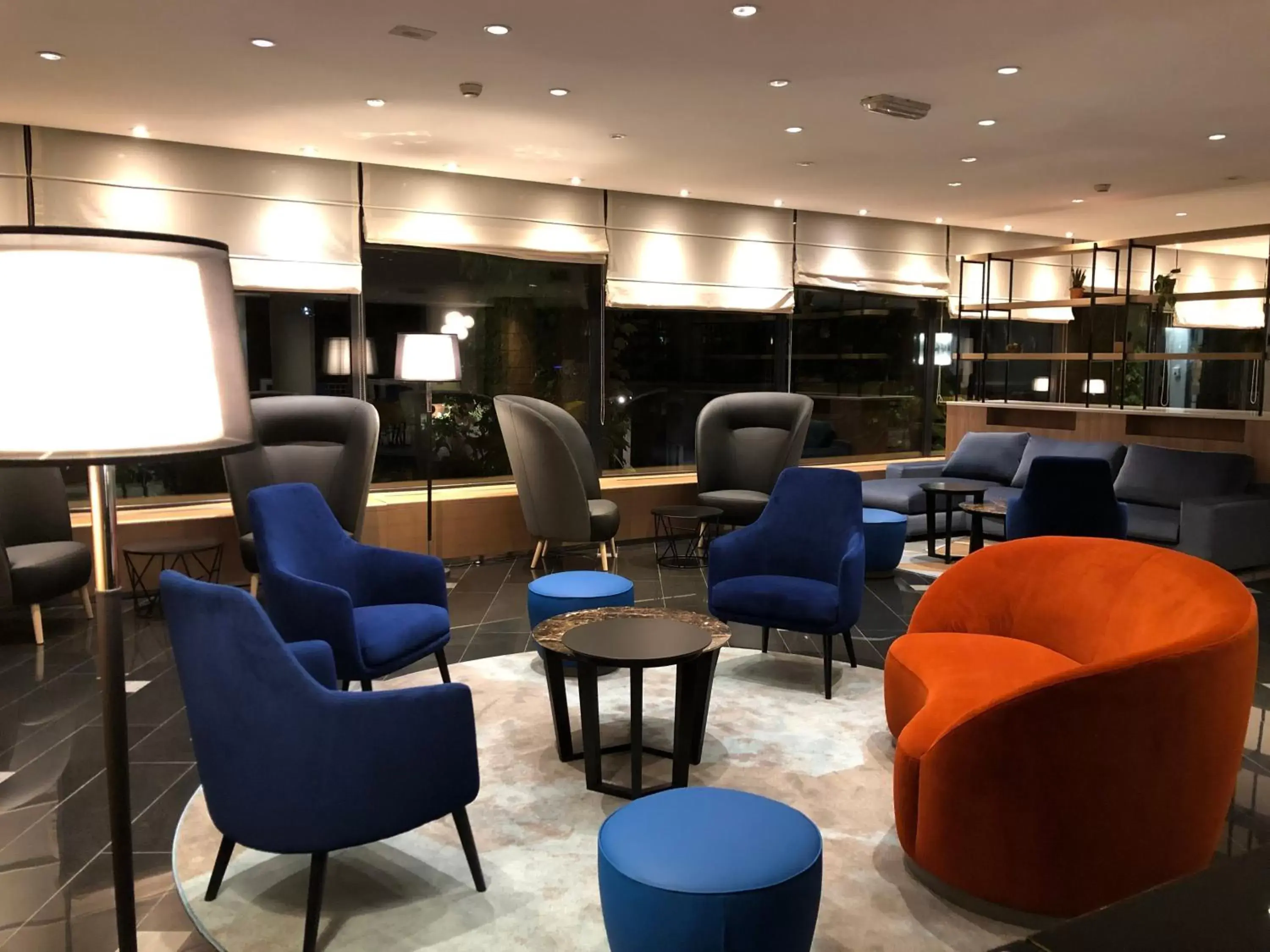 Lounge or bar, Lounge/Bar in Crowne Plaza Milan Linate, an IHG Hotel