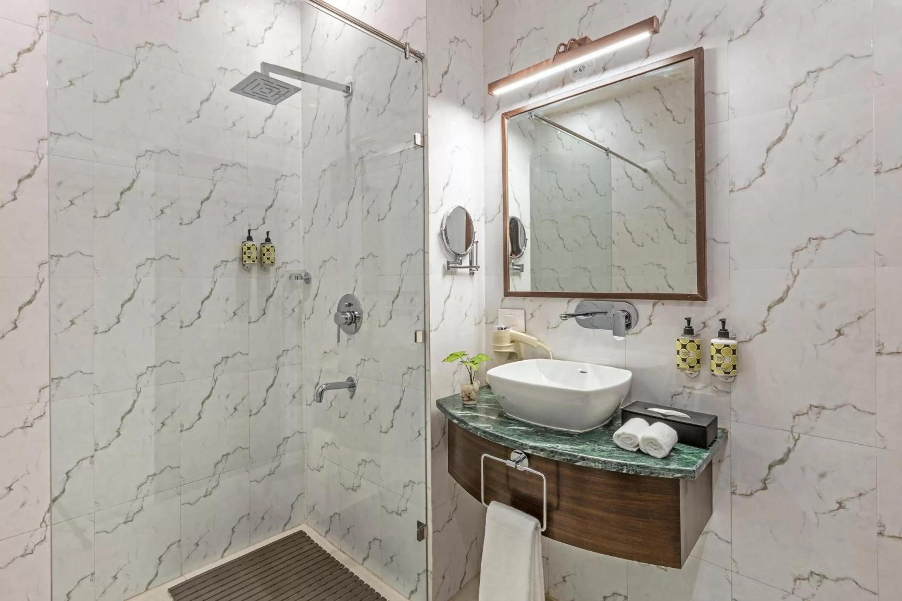 Bathroom in Lemon Tree Premier, Rishikesh