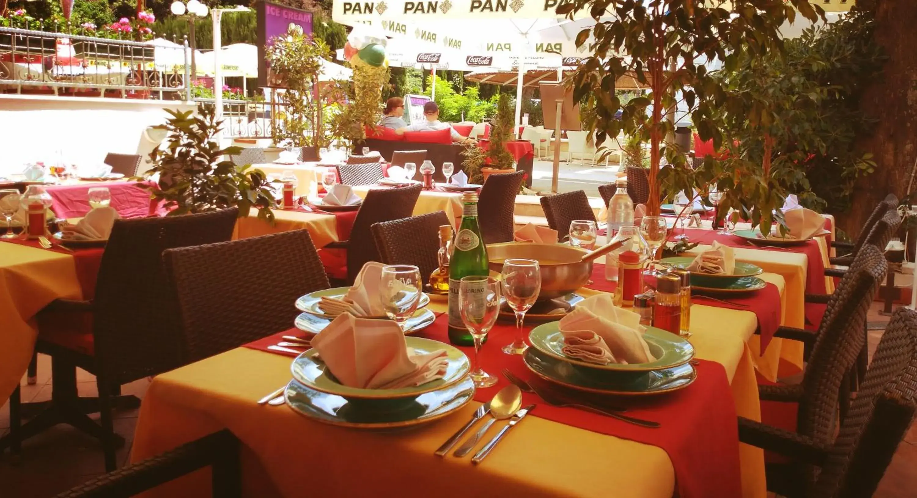 Day, Restaurant/Places to Eat in Hotel Dubrovnik