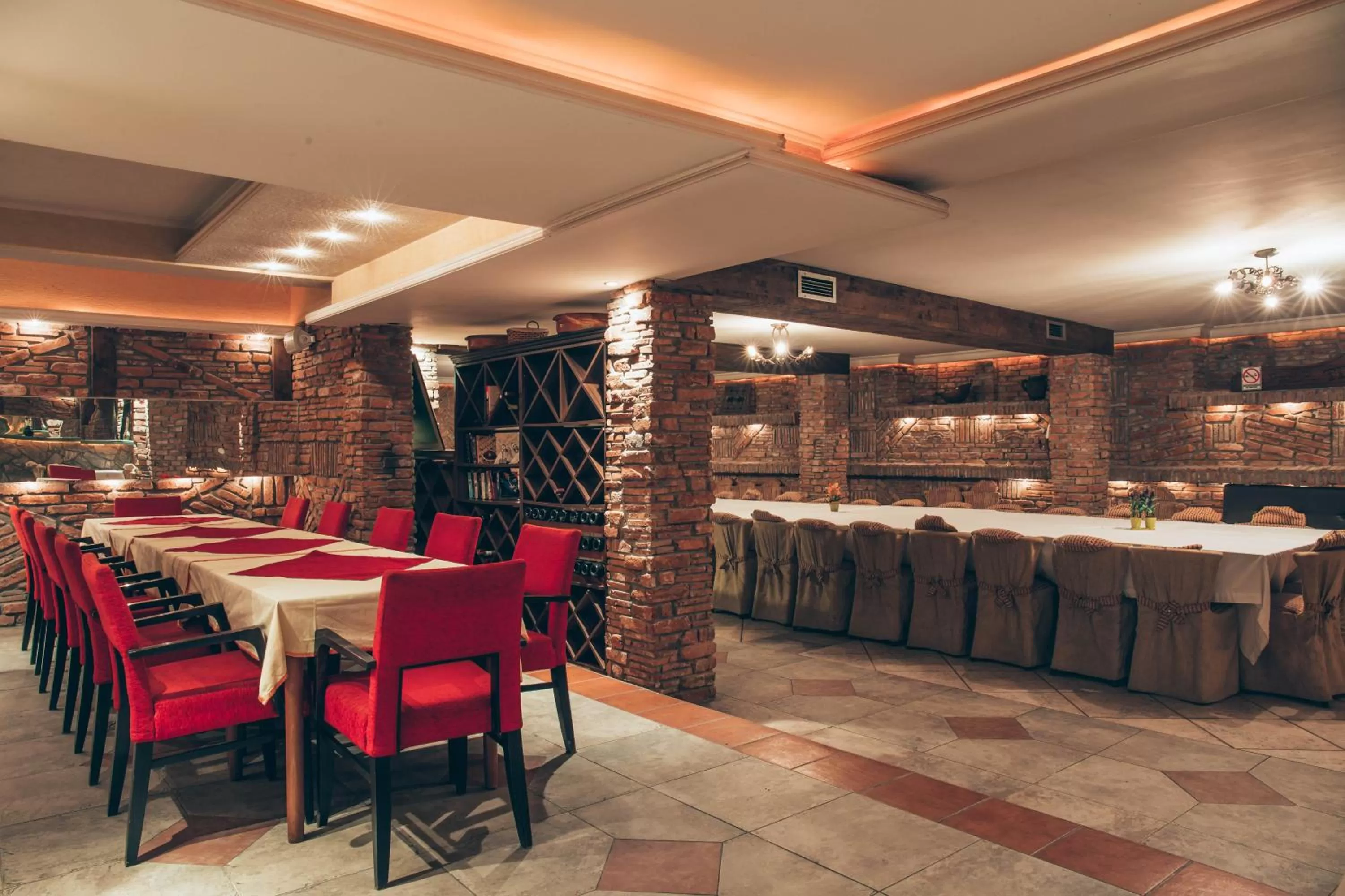 Banquet/Function facilities in Hotel Super 8