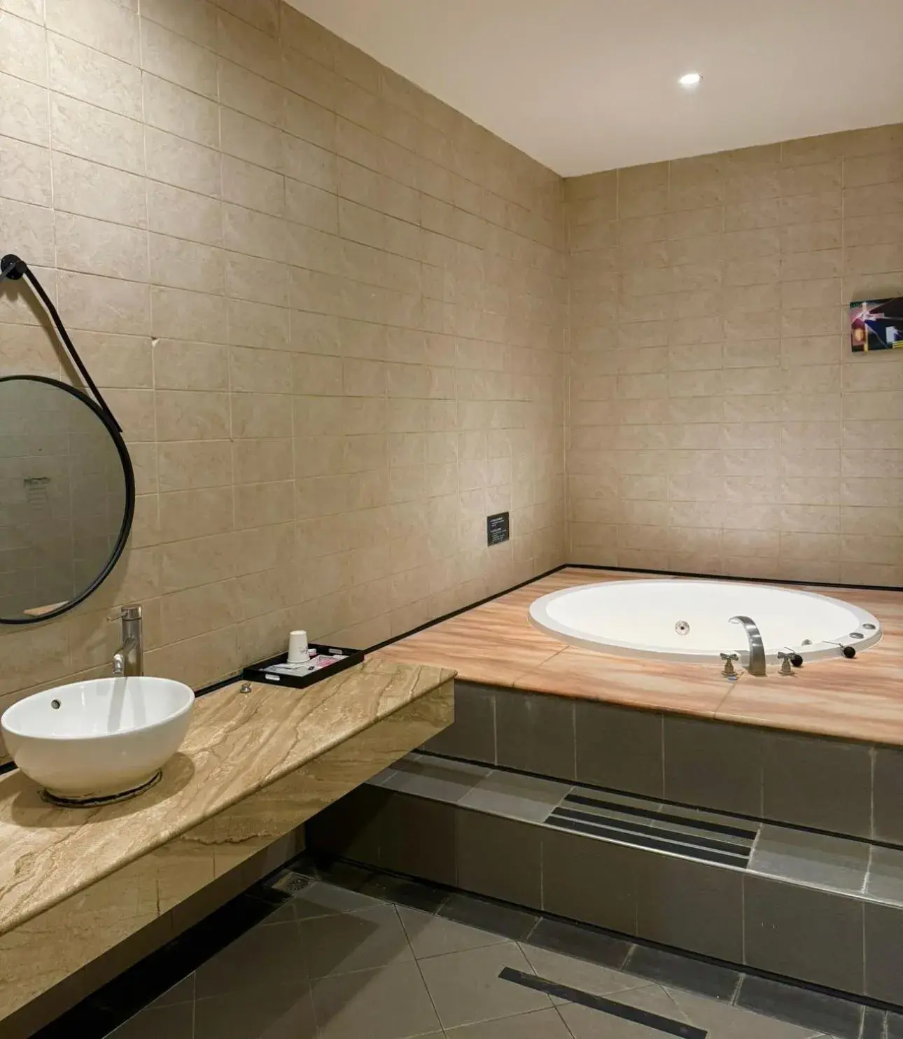 Bathroom in Her Home Spa Motel Douliu