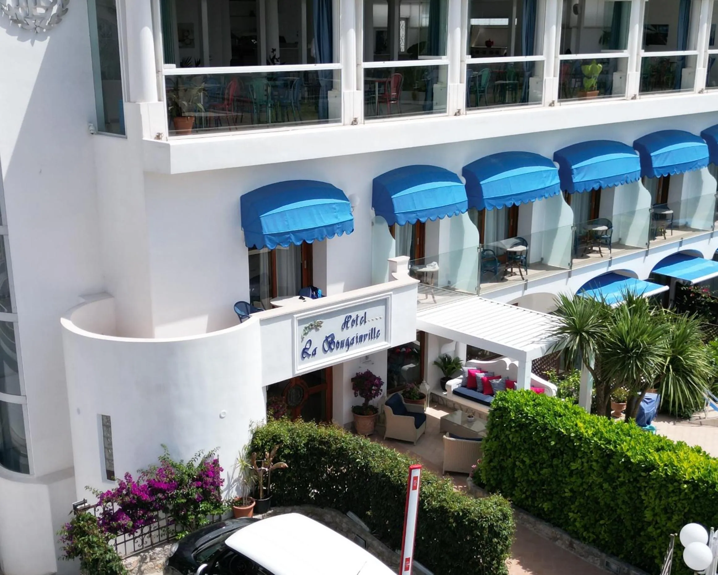 Property building in Bougainville Luxury Boutique Hotel