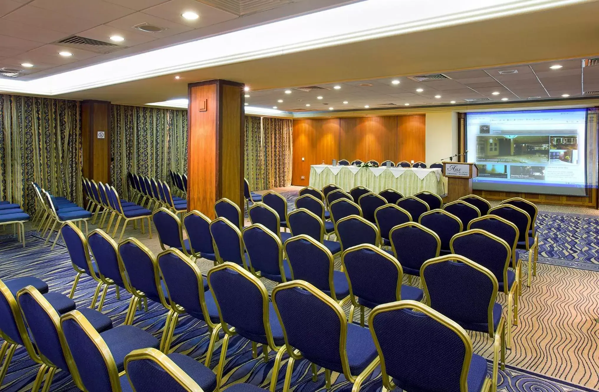 Meeting/conference room in Ajax Hotel